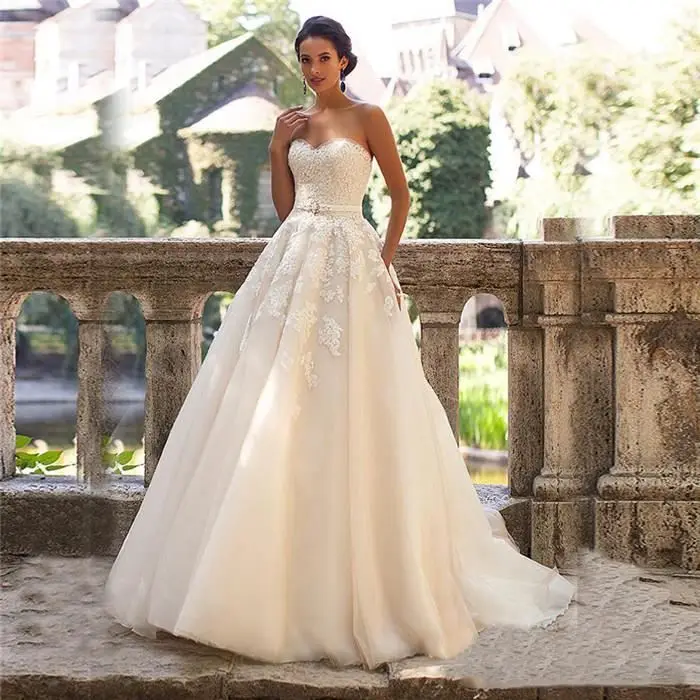 

Sweetheart Neck Wedding Dress Vestidos de Novia 2020 Lace Appliques Crystals Robe de mariée A-Line Ivory White Strapless