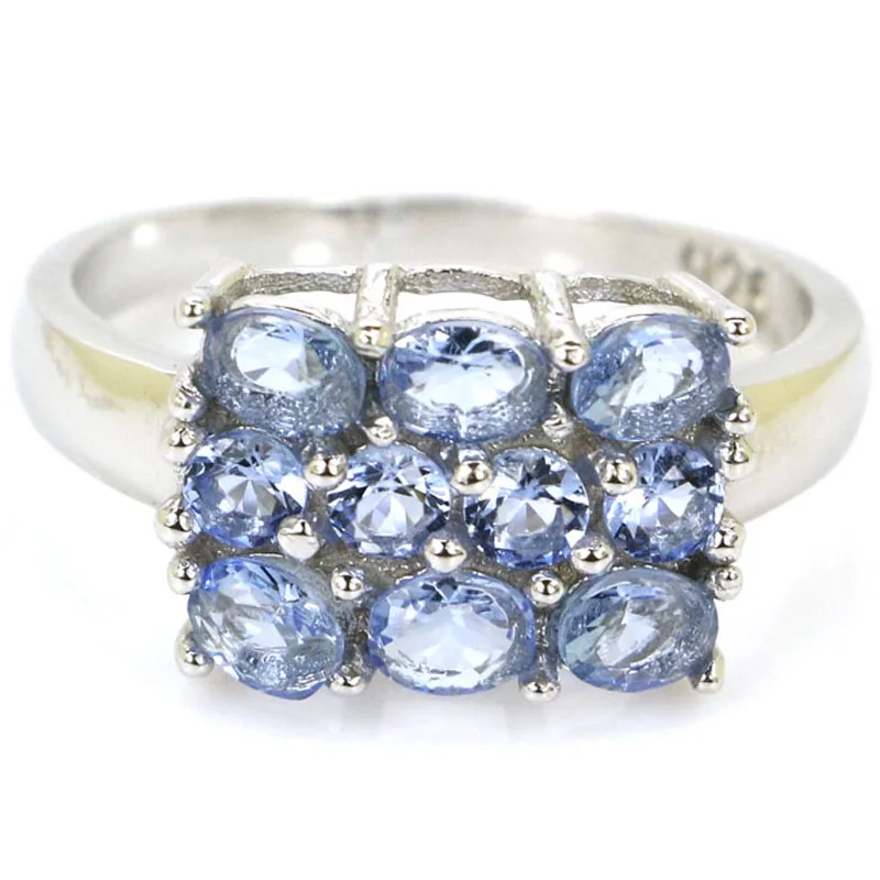 

Женское кольцо из серебра 3,8 пробы, 15 х10 мм, 925 г