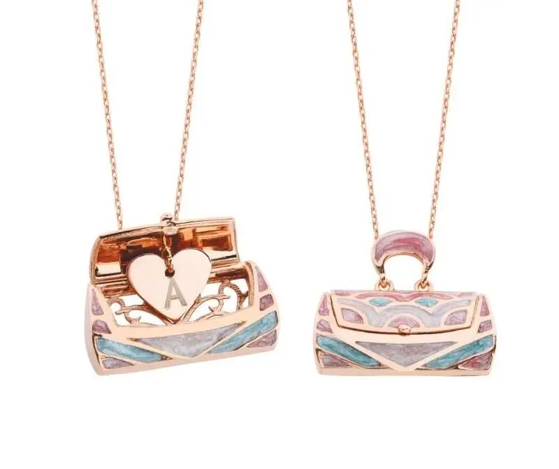 

Custom Design Hand Bag To Heart Letter Silver Necklace