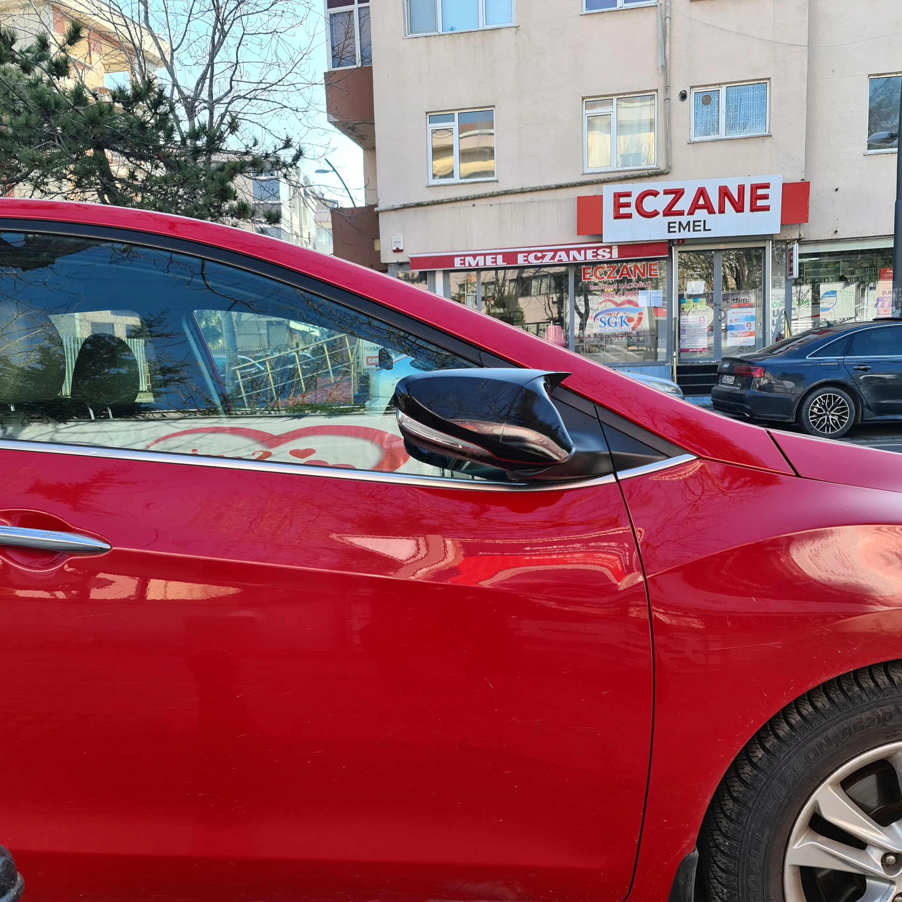 Зеркальный чехол для Hyundai Accent Blue M4 Look аксессуар ярко-черный пианино черный с
