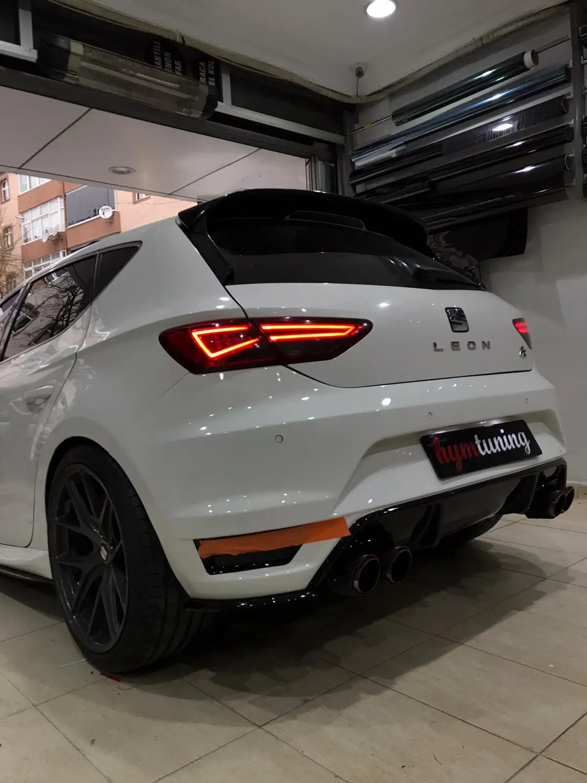 Угловые щитки для заднего бампера Seat Leon MK3 MK3.5 Aero глянцевый черный пианино 2013 2014 2015