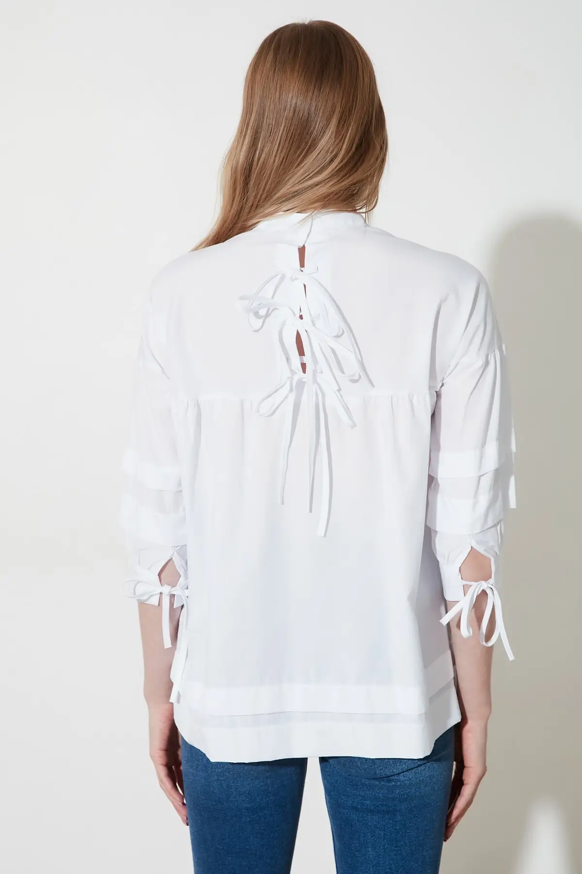 

White Sleeve Detailed Blouse