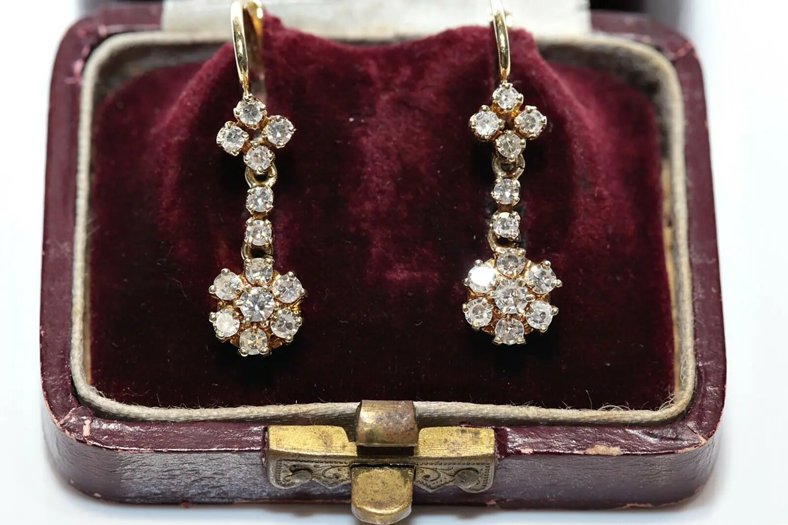 

PERFECT VINTAGE 14K GOLD NATURAL DIAMOND DECORATED PRETTY EARRING