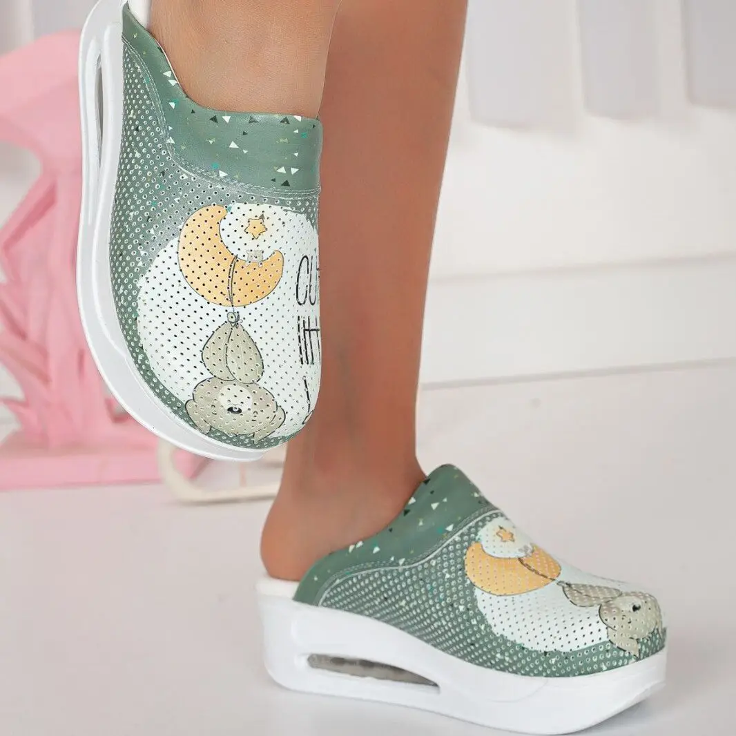 

2022 New Orthopedic Sabo Women Slippers Sandals Shoes Nurse Doctor Hospital Medical Casual Quality Soft Comfort Anti-Slip Clogs