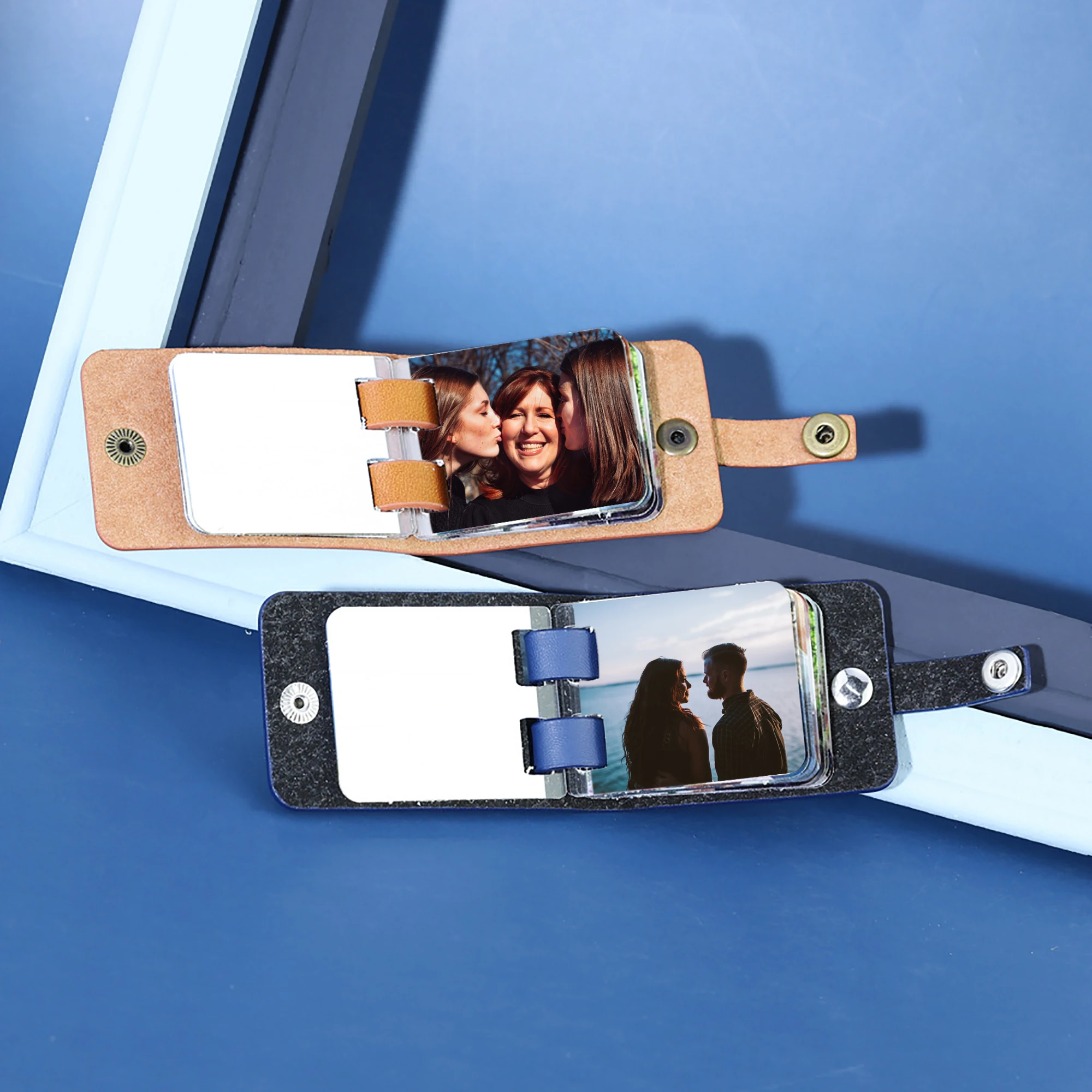 

1-10 Photos Custom Album Keychain DIY Text With Photos Mini Portable Leather Photo Cover for Lover Valentines Day Memorial Gifts