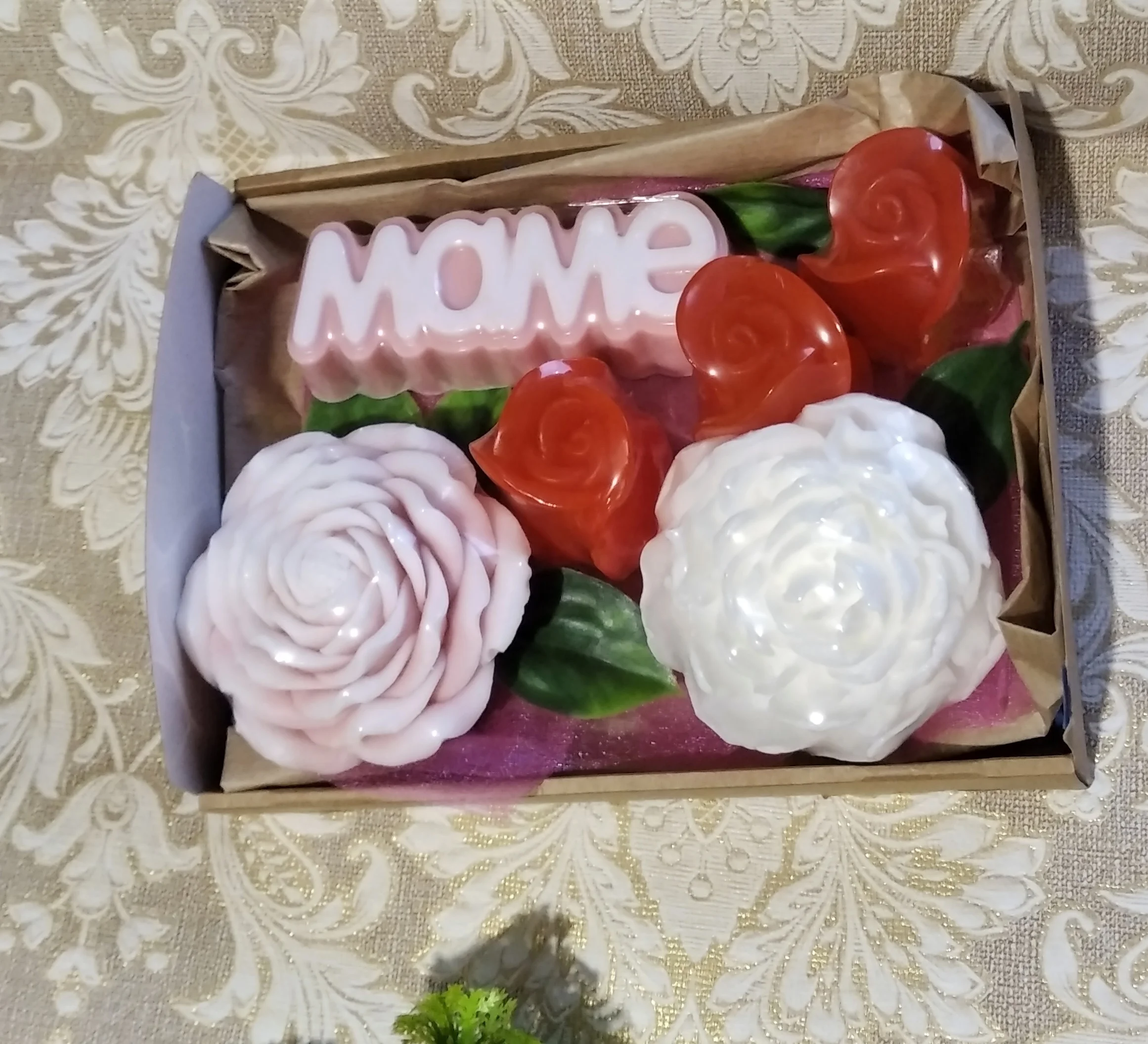 Мыло ручной работы Маме с бутонами розы/ Подарок на день рождения/ 8 марта/ / |