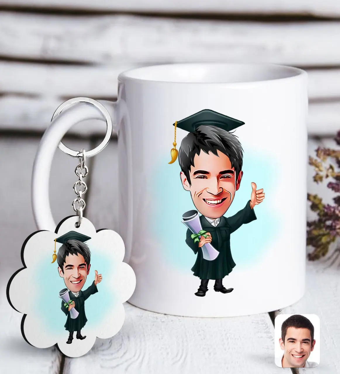 

Personalized Men 'S Graduated Caricature Of White mug And Keychain Gift Seti-1