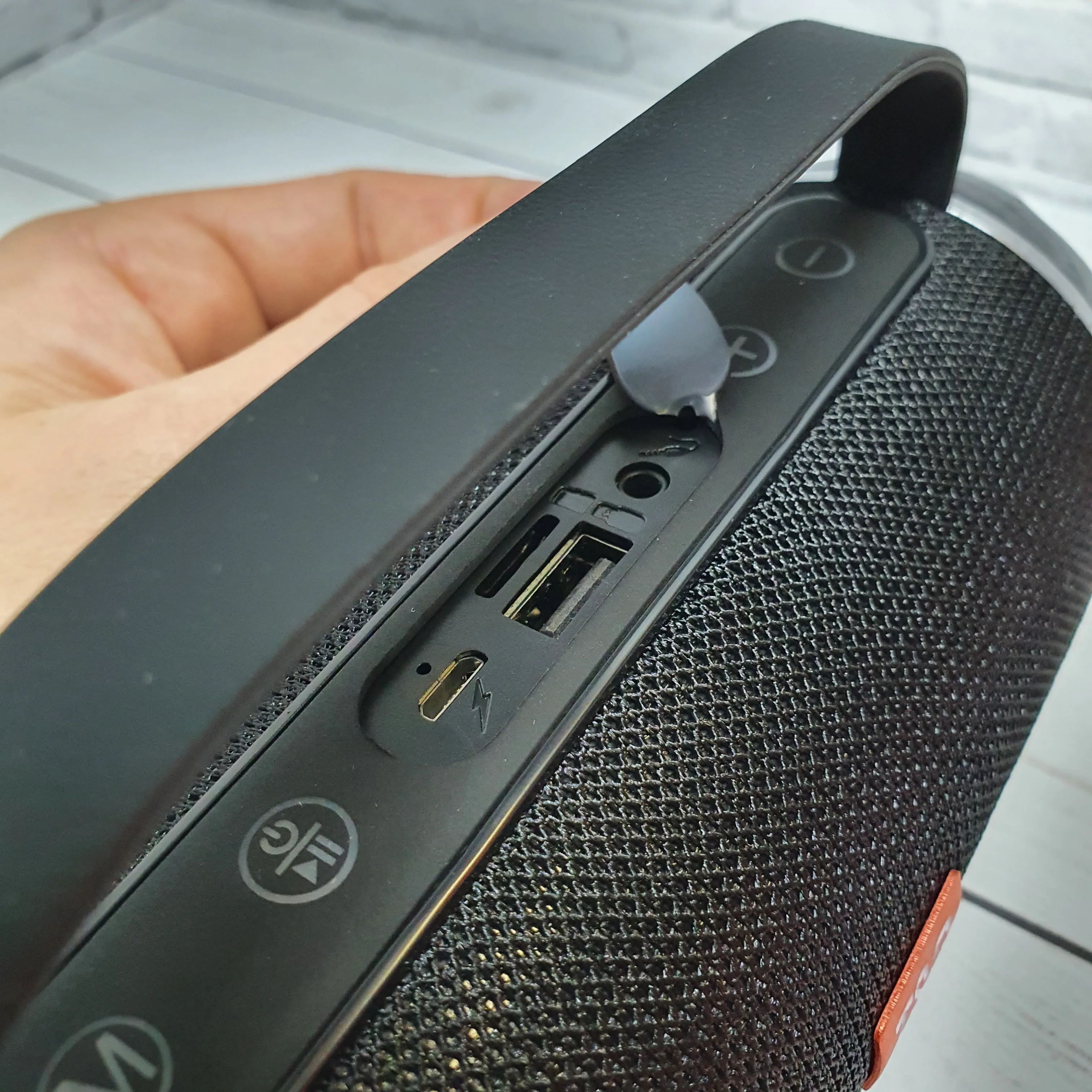 Портативная беспроводная колонка TG116C объемное звучание bluetooth aux fm-радио |