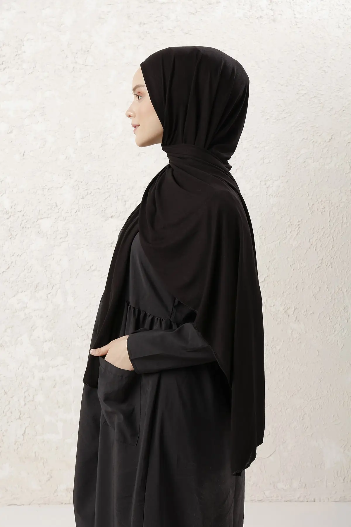 

2021 Muslim Islamic Hijab Scarf Women Solid Color Four Season Soft Long Shawls and Wraps Head Scarves Bandana Ladies Hijabs