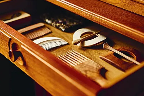 Книга Carve! A Book On Wood Knives And Axes ISBN 9781584236627 |