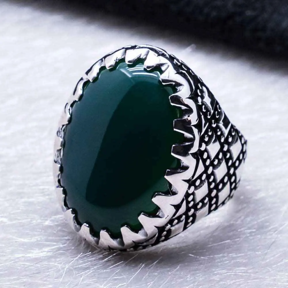 Овальное искусственное серебряное кольцо