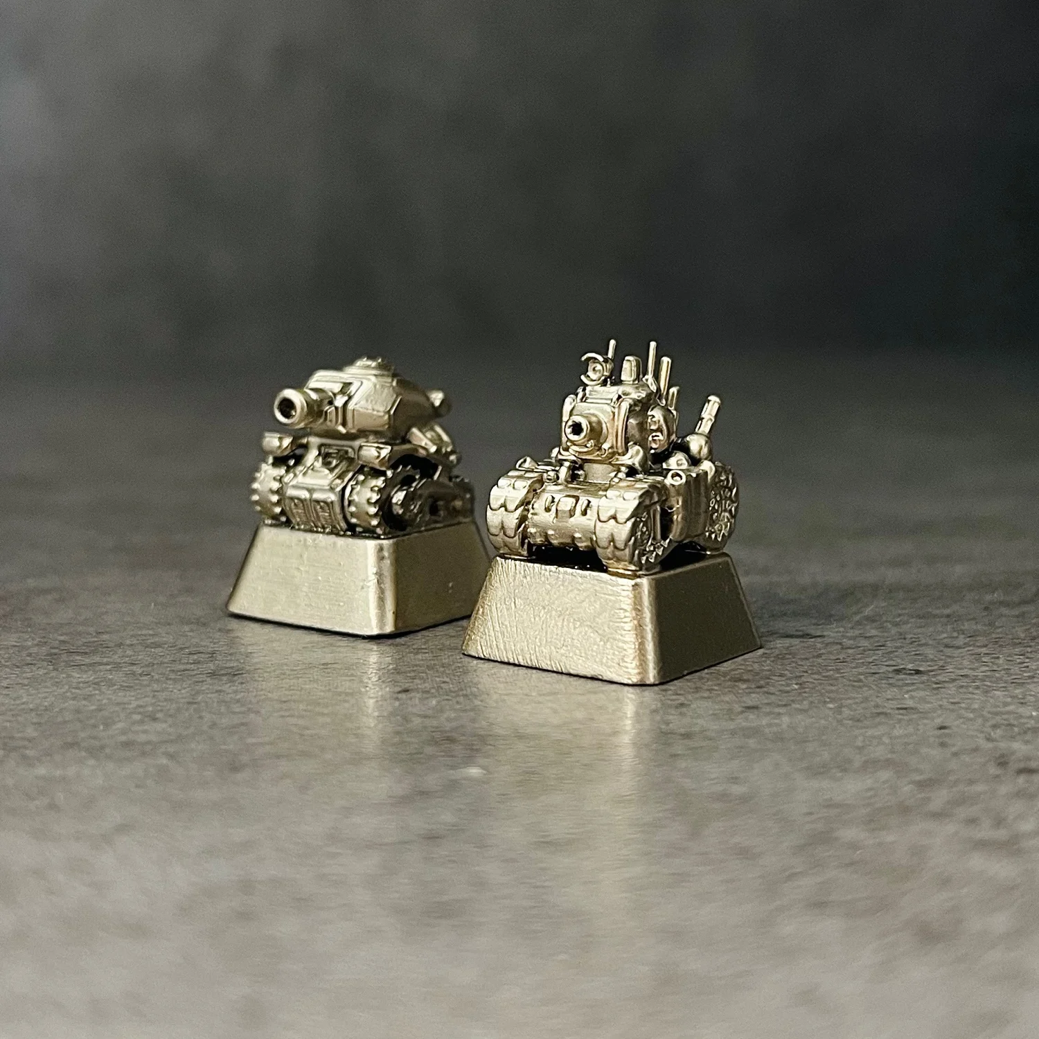 

NUO METAL SLUG tank custom Keycaps three-dimensional esc keyboard key cap handmade ornaments mechanical keyboard keycap