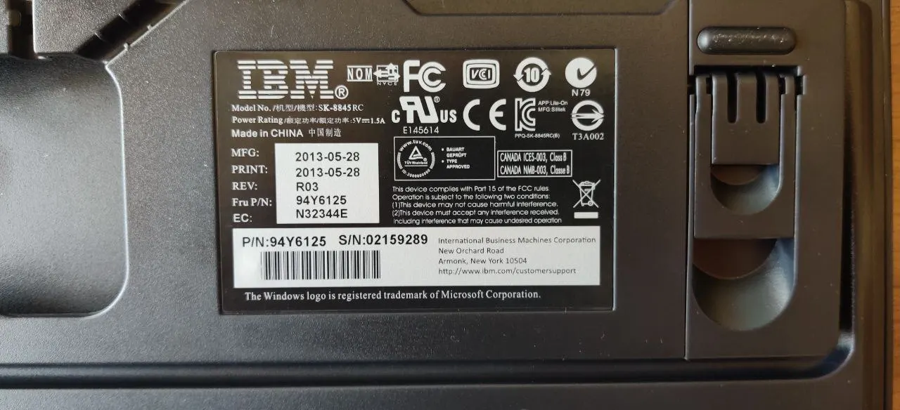 Фото IBM Lenovo SK8845-RC Ultranav клавиатура SK-8845 Trackpoint Thinkpad USB 7 рядов Компьютеры и офис IBM Lenovo SK8845-RC Ultranav клавиатура SK-8845 Trackpoint Thinkpad USB 7 рядов Компьютеры и офис