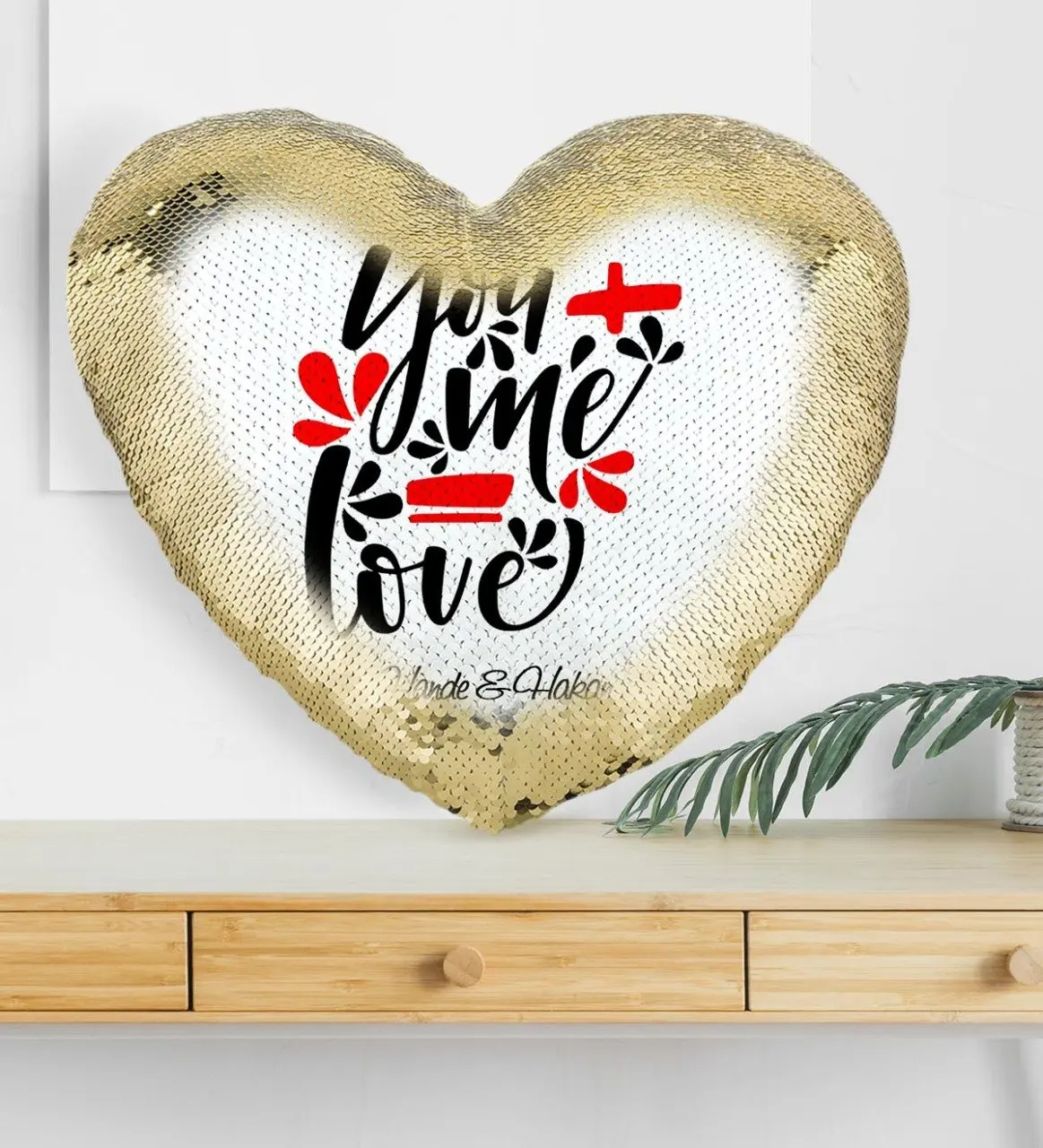 

Personalized Valentine's Day Gold Glitter Magic Heart Pillow-79