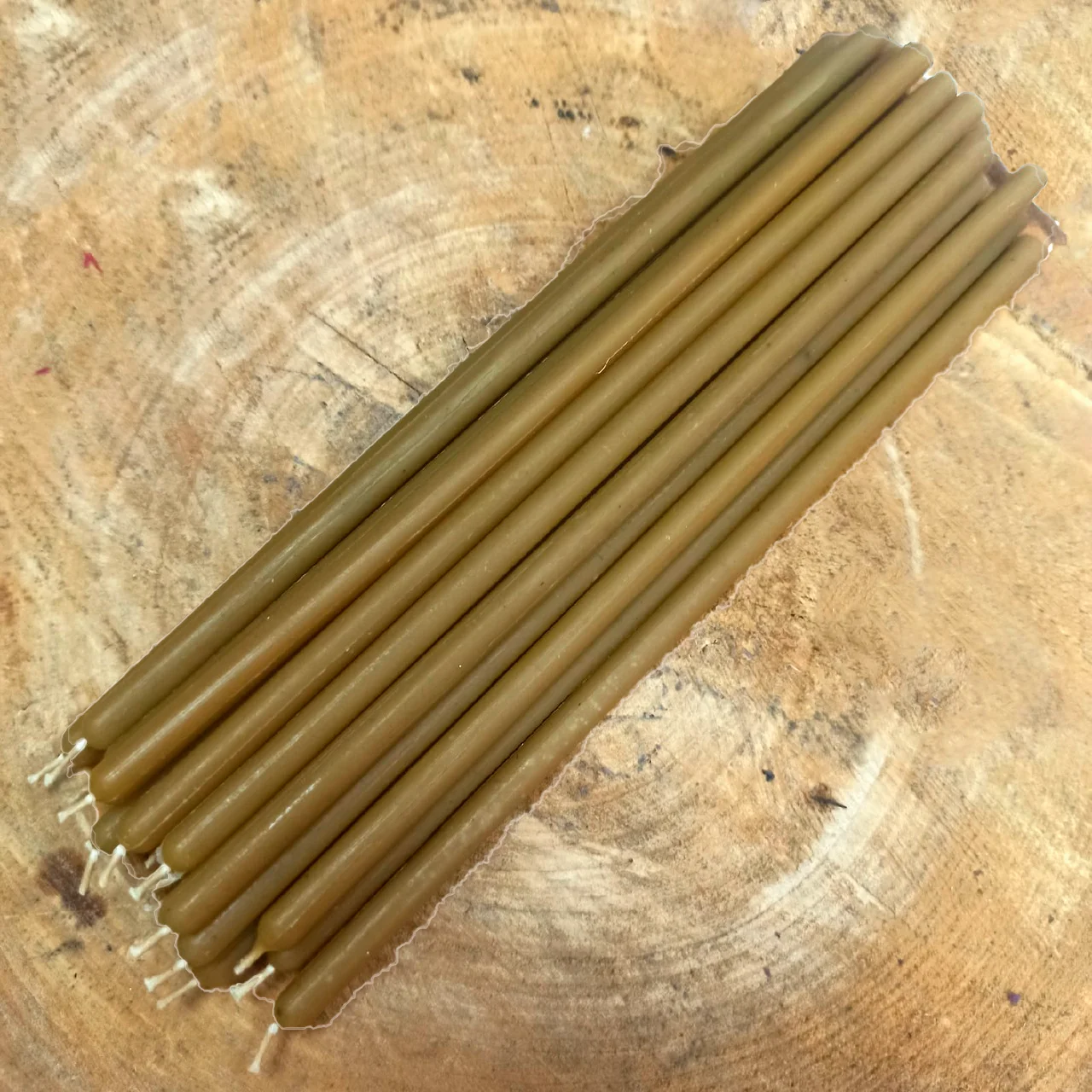 Свеча восковая монастырская с Ладаном (очищение и защита) |