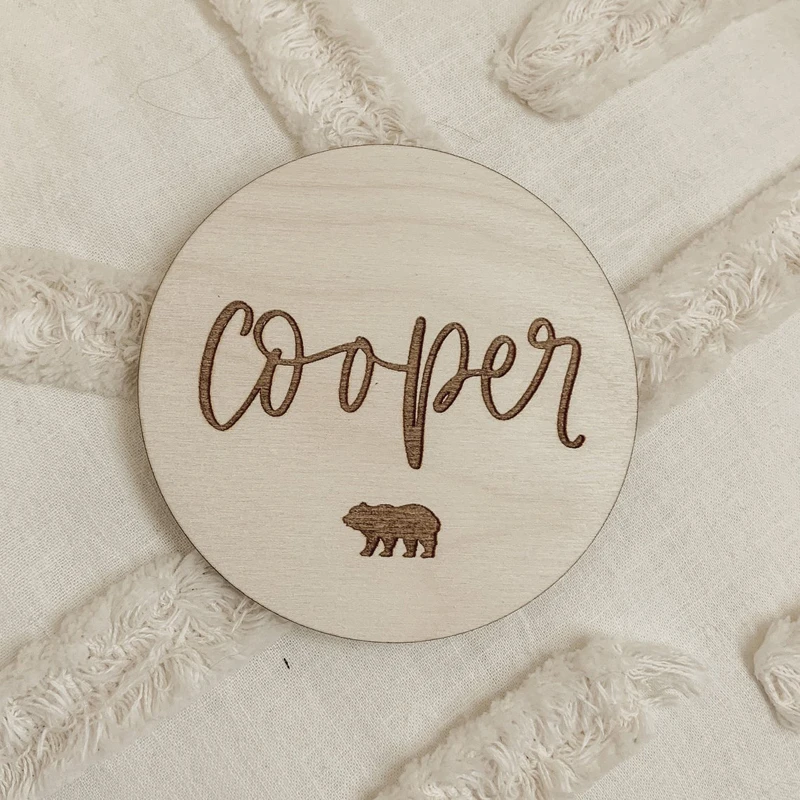1 pair Newborn personalized wooden sign pregnancy announcement baby gift name wheel birth announcement card bear pattern