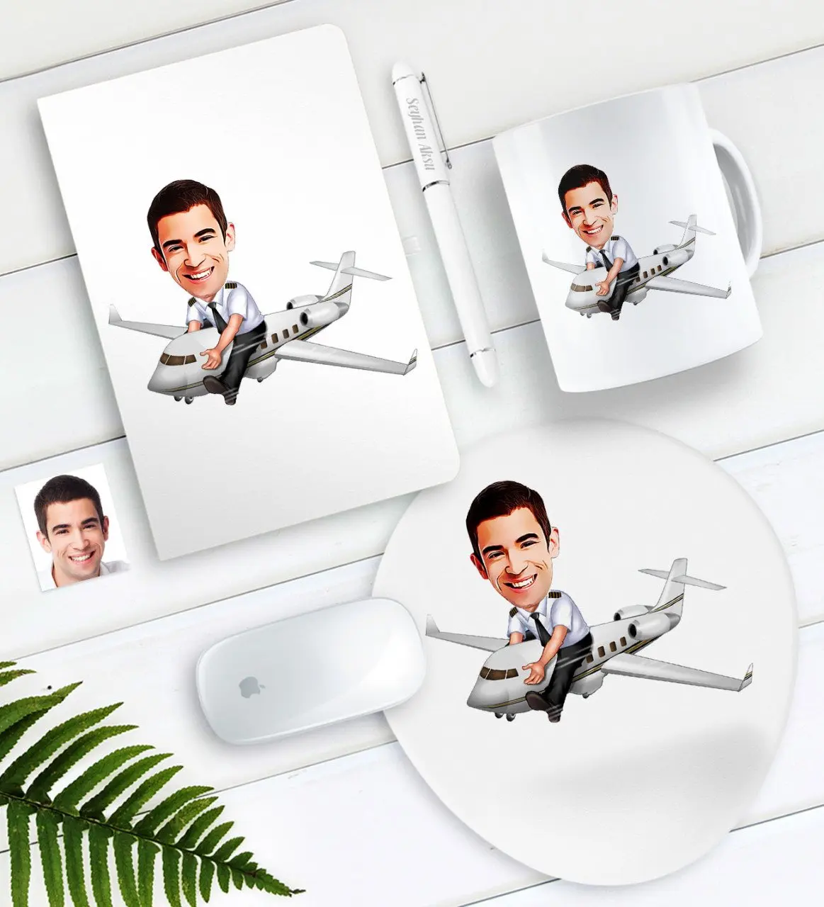 

Персонализированные Mr Captain Pilot Caricature ручка для записной книжки кружка коврик для мыши набор