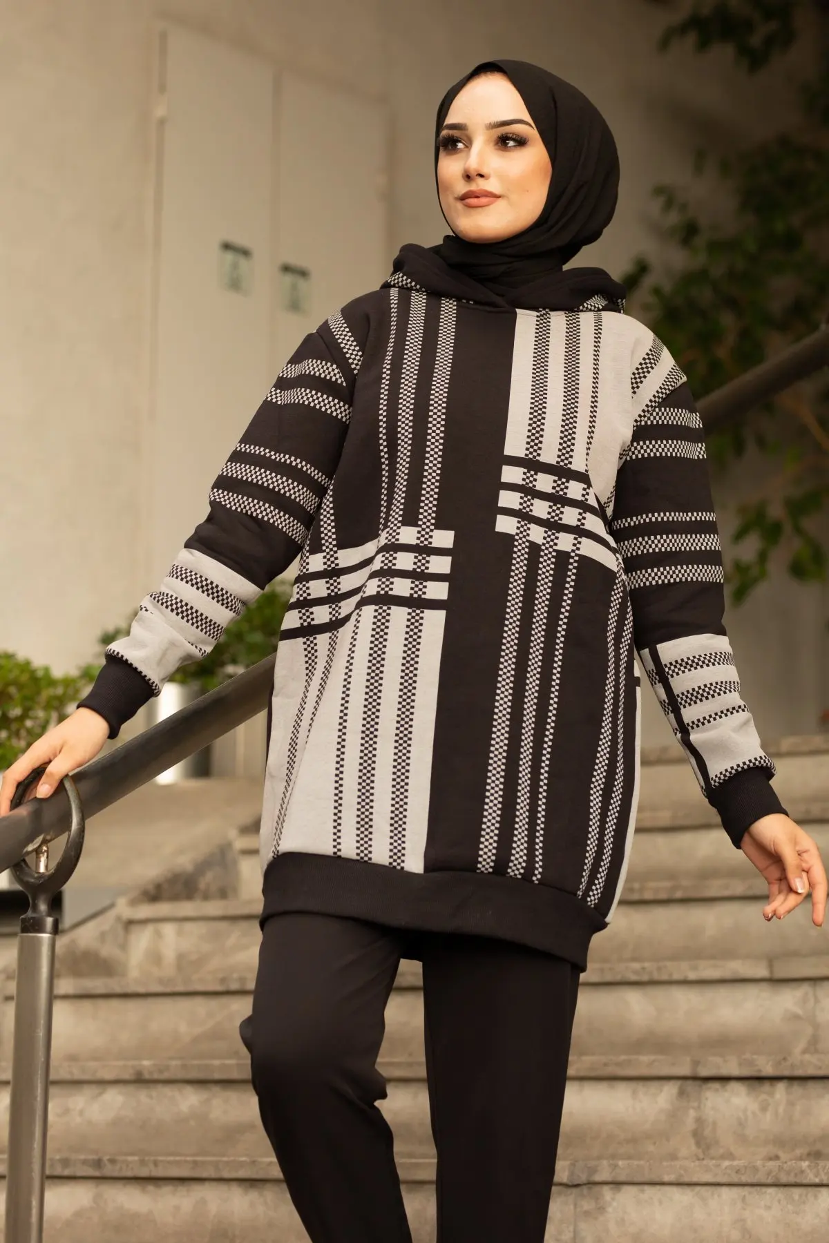 

Dubai, Turkey Kaftan Black Sweat Muslim Top Clothing Dress Vestido Islamic headscarf Muslim scraft Arabic American Clothes