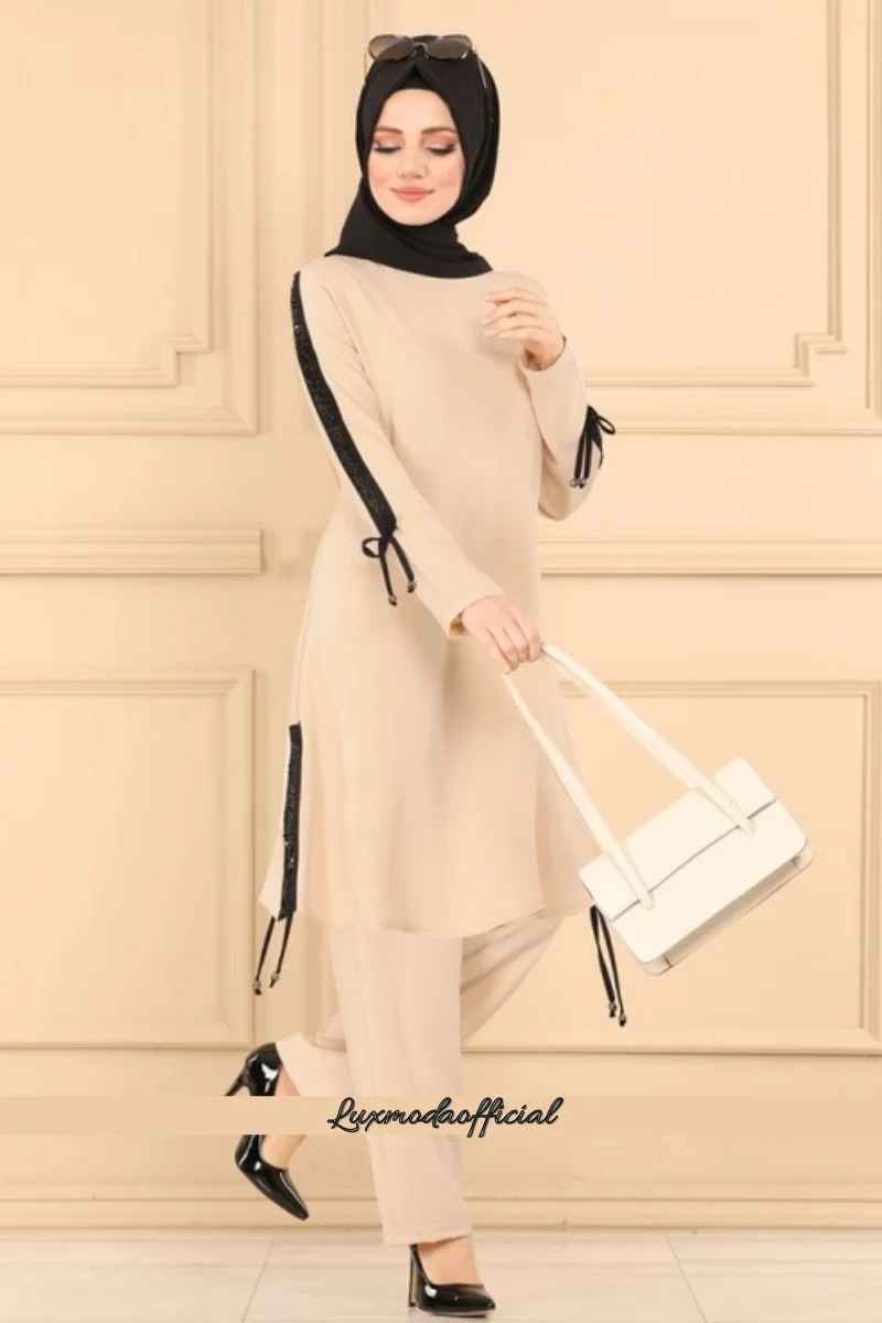 

Beautiful Designed set 3046WW443