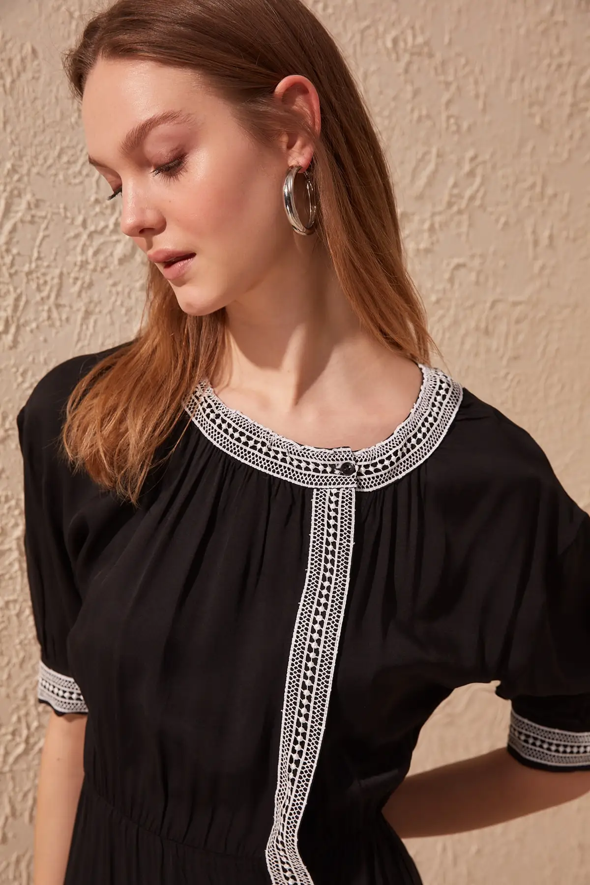 Кружевные детали TWOSS20EL0499|Женские платья| |