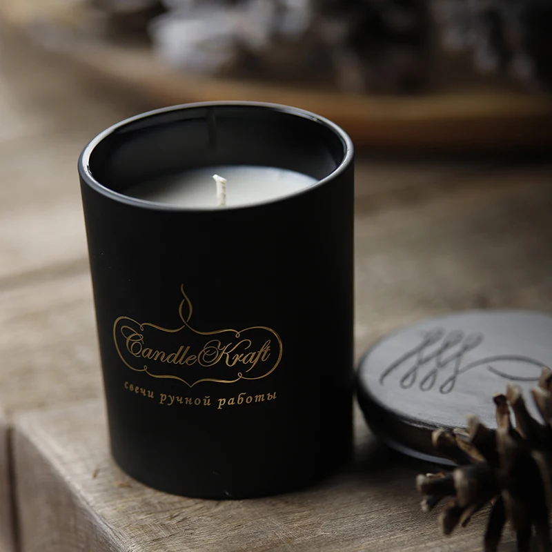 Свеча ароматическая Leather&ampTobacco Gentle Parfum black by CandleKraft "Кожа Табак"|Свечи| | - Фото №1