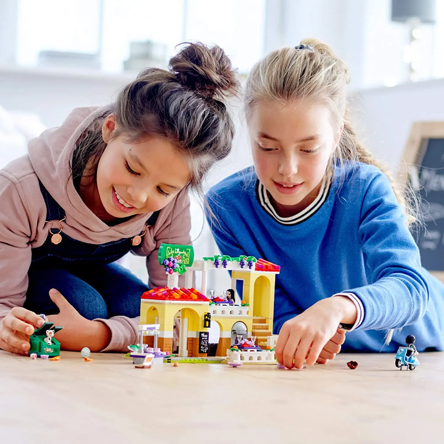 

LEGO Friends Heartlake City Restaurant 41379 Restaurant Playset with Mini Dolls and Toy Scooter for Pretend Play, Cool Building