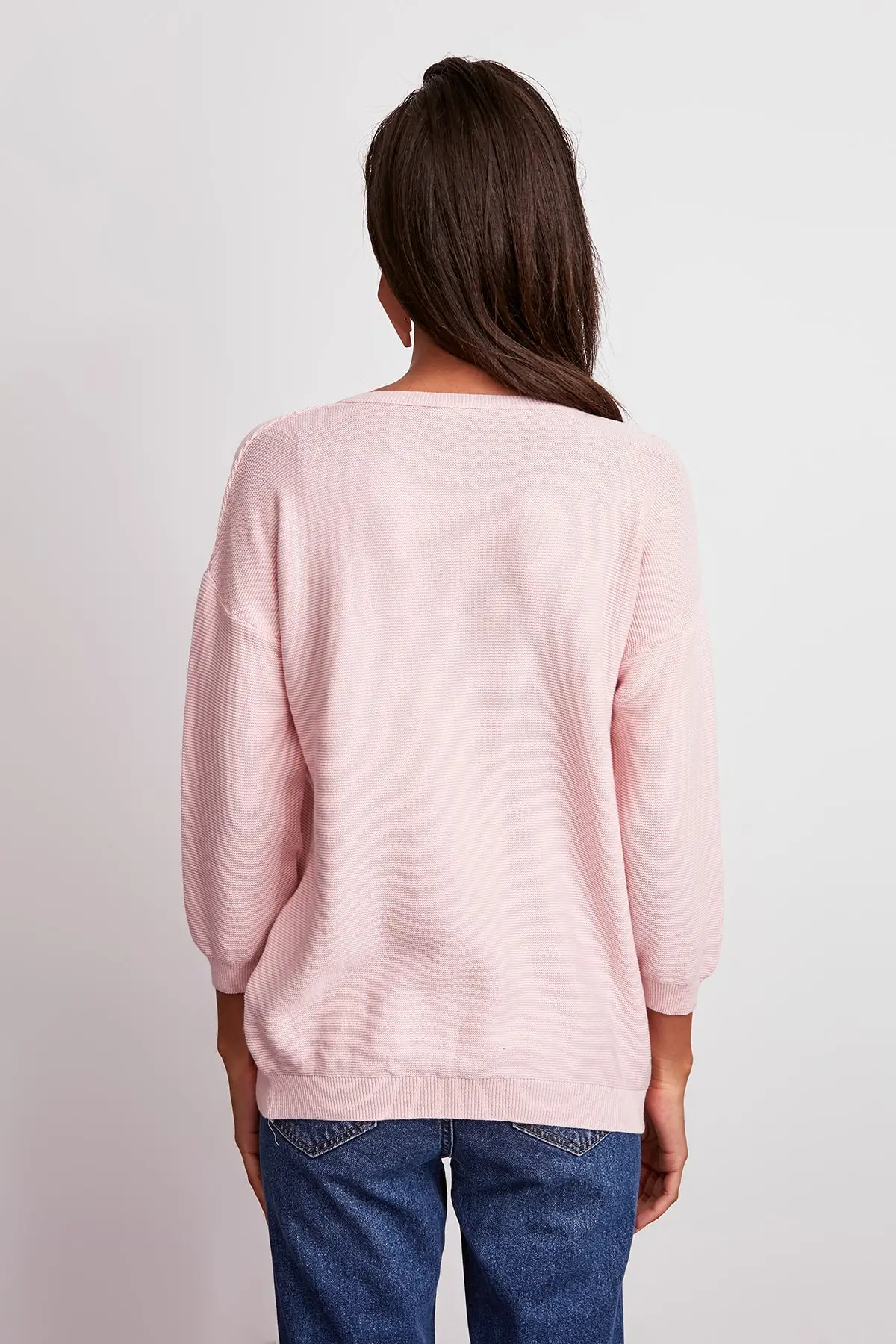 Trendyol Pink V-Neck Knitwear Sweater TWOAW20ZA0068 |