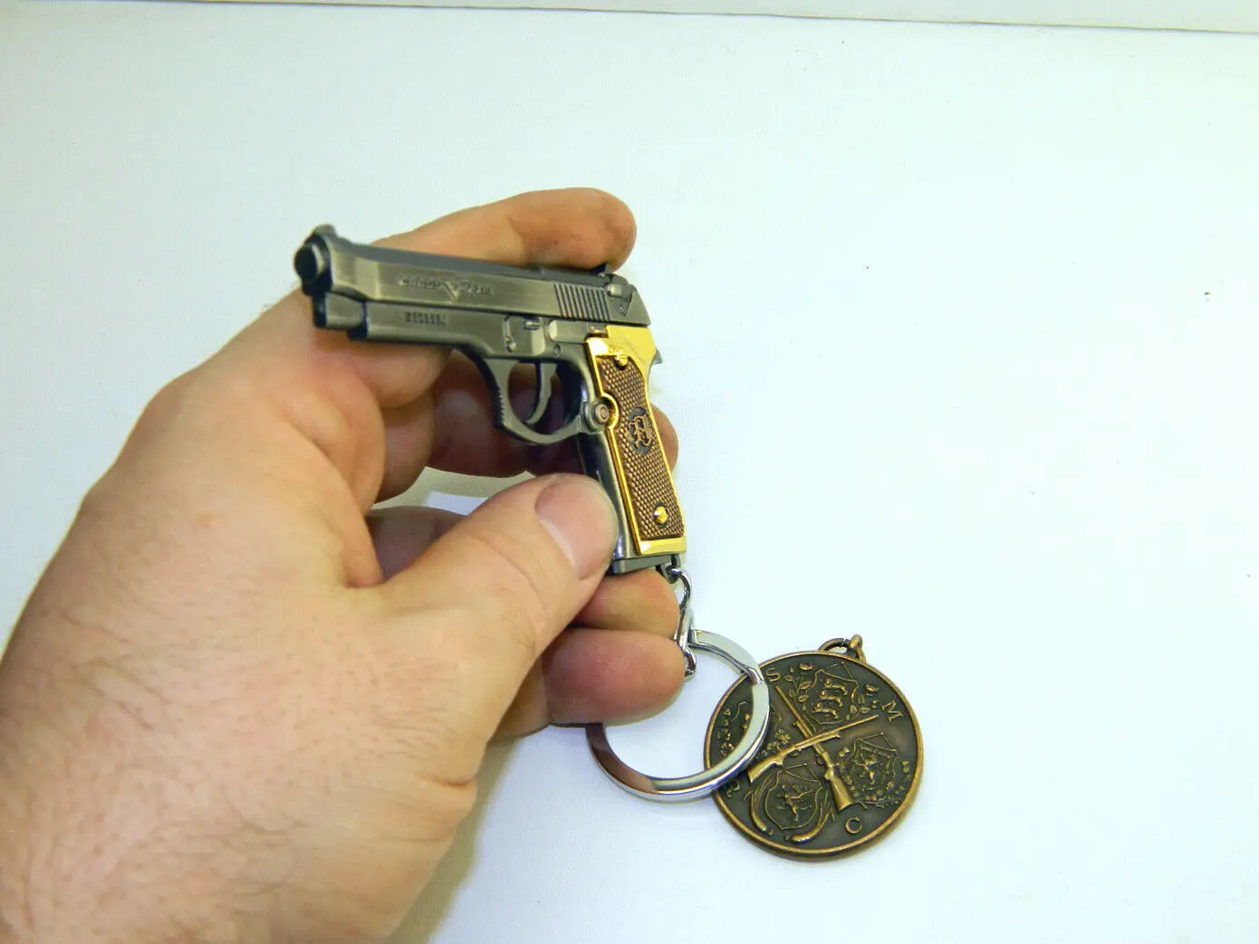 Брелок Beretta 92 gun PUBG детский игрушечный пистолет | Украшения и аксессуары
