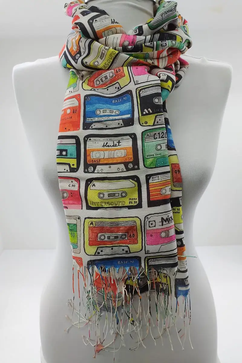 

Nostalgic Cassette Patterned Shawl 2021 Women Spring Models Tassel Neck Scarf Printed Soft Fabric Wrap Hot Sale Fast Delivery