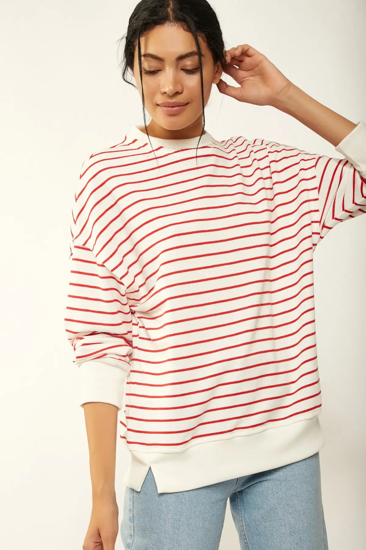 Счастье ist. Женский мягкий текстурный свитшот в красную полоску sm00 | Женская