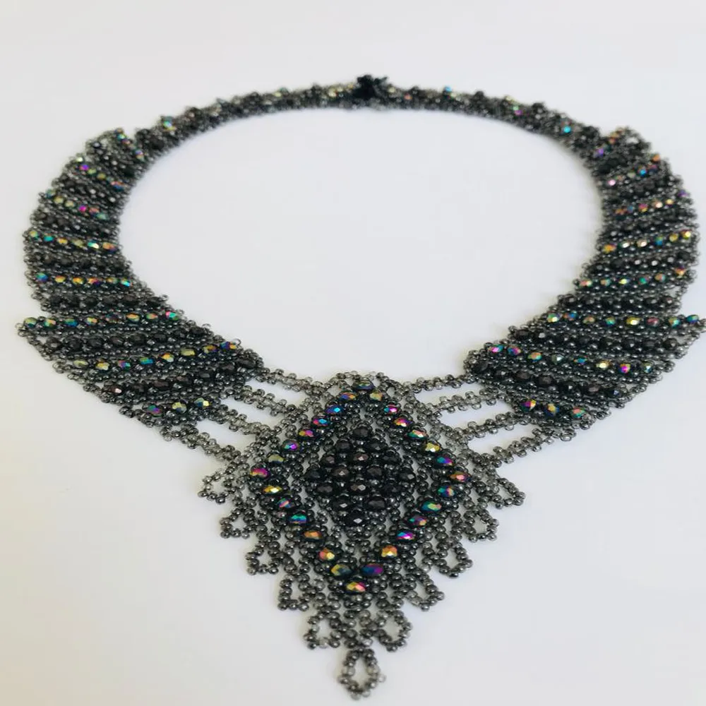 

Trendy Design Wonder Necklace All Made By Housewives In One Day With Crystal Three Piece Handwork