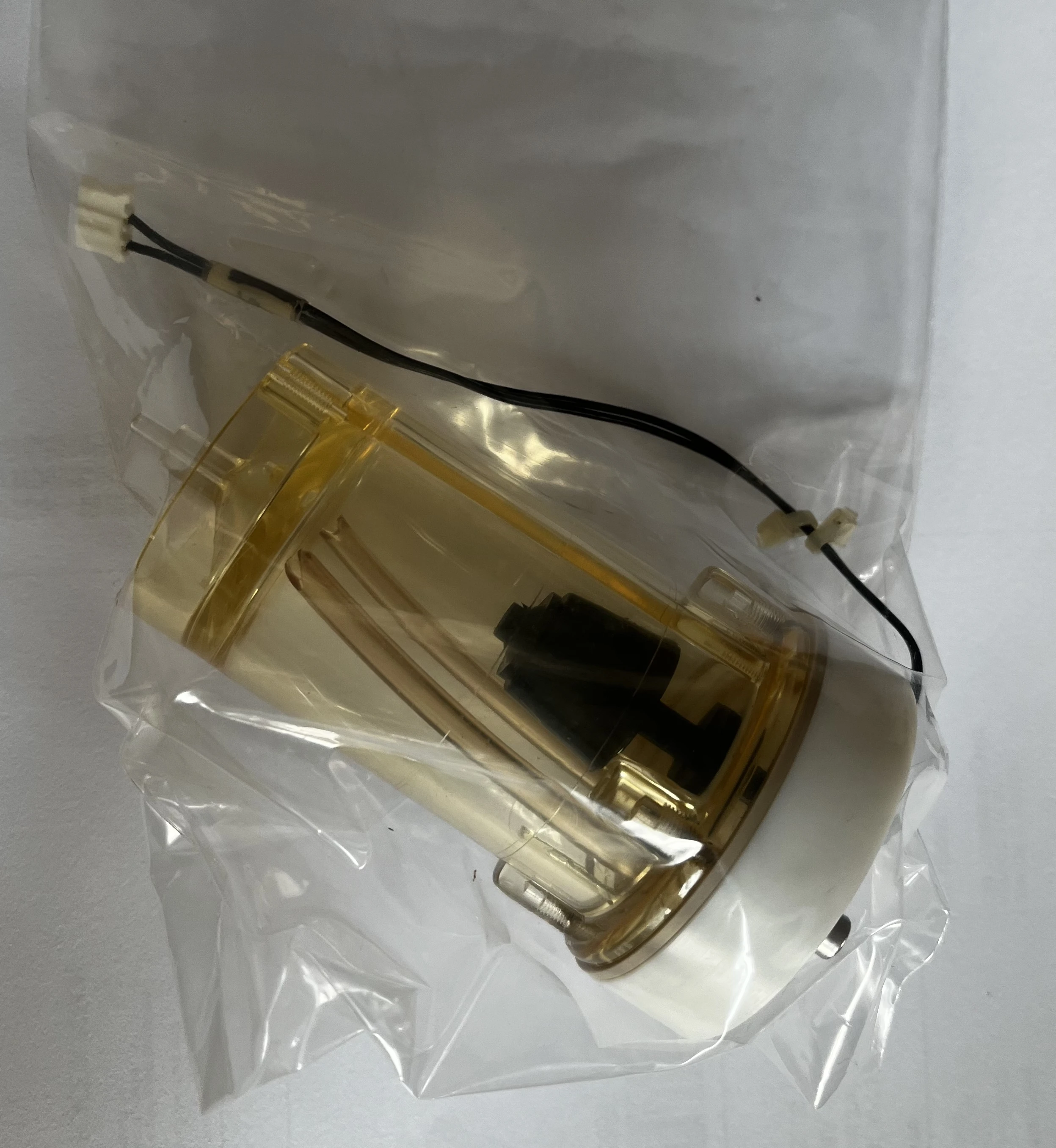 

XDA605A ,Beckman-Coulter(USA)CHAMBER, DILUENT TANK ASSY,Hematology analyzer 5DIFF AL/OV (Used, original,Tested)