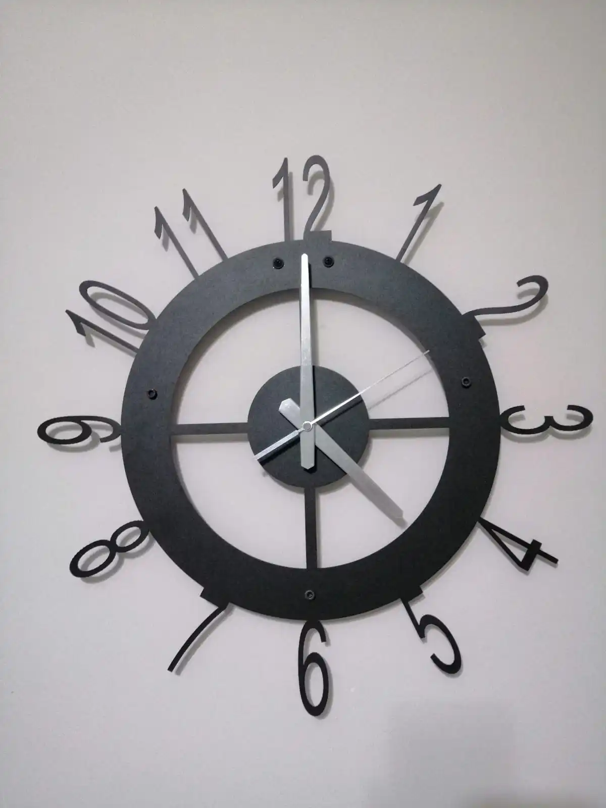 

WOODSHUT METAL DUVAR SAATİ MS38038