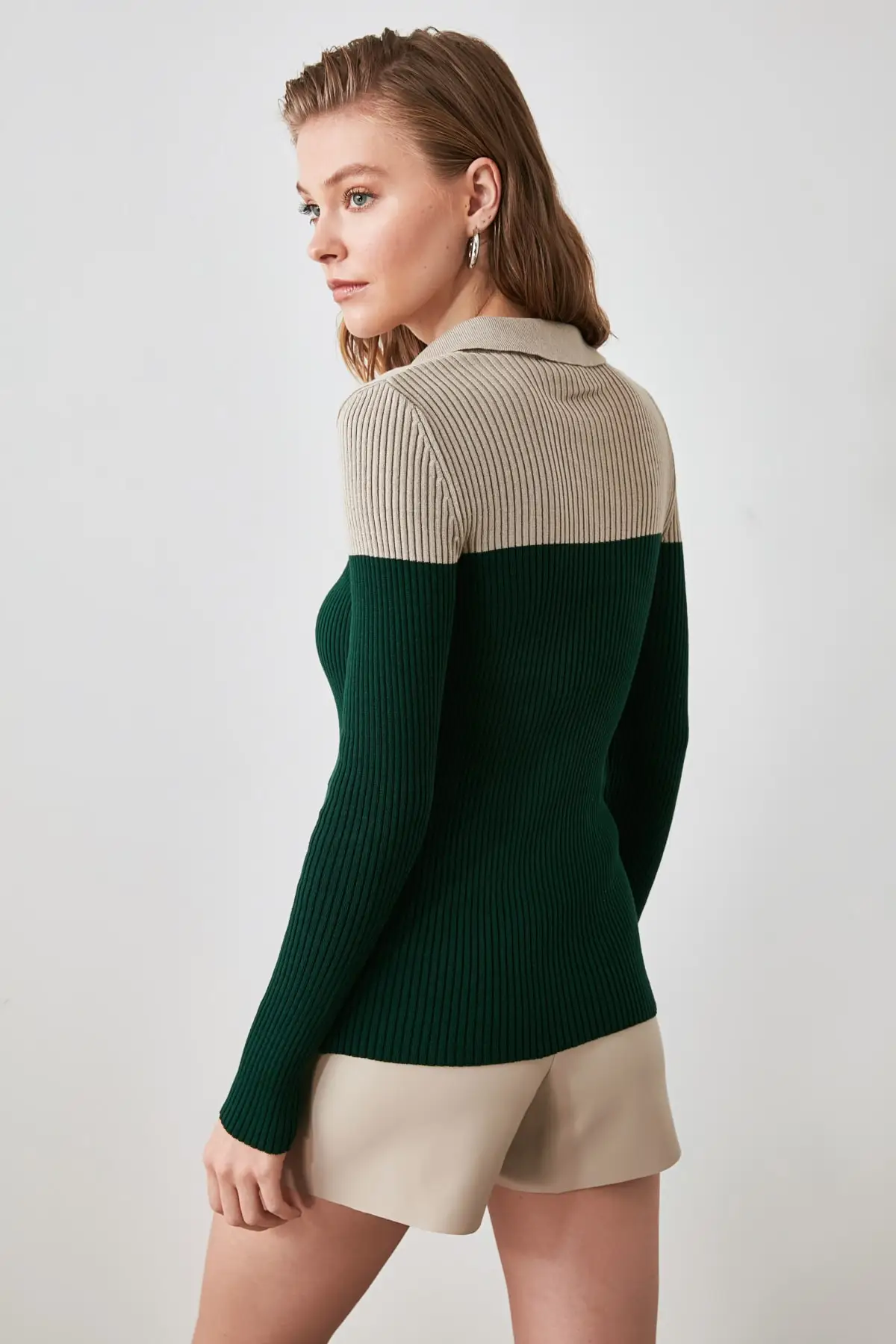 

Trendyol Button Polo Collar Knitwear Sweater TOFSS19FV0049