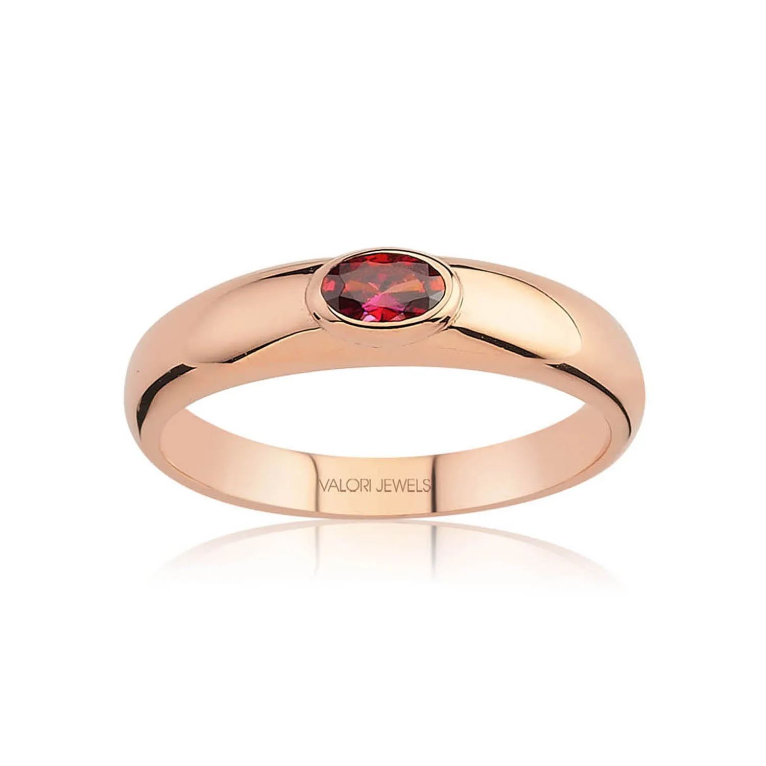 Кольцо из серебра 0 25 пробы с красным овальным цирконием покрытое розовым