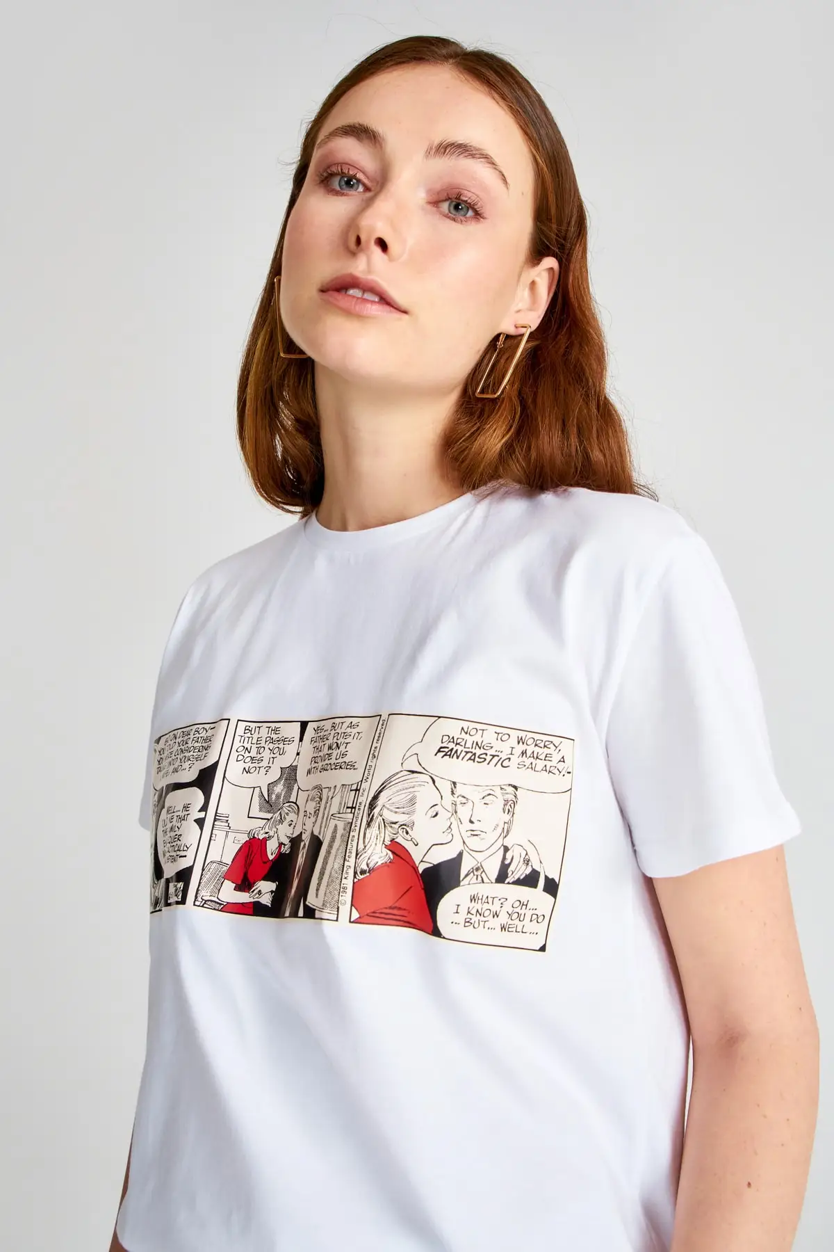 Укороченная трикотажная футболка с принтом Trendyol TWOSS20TS1003 | Женская одежда