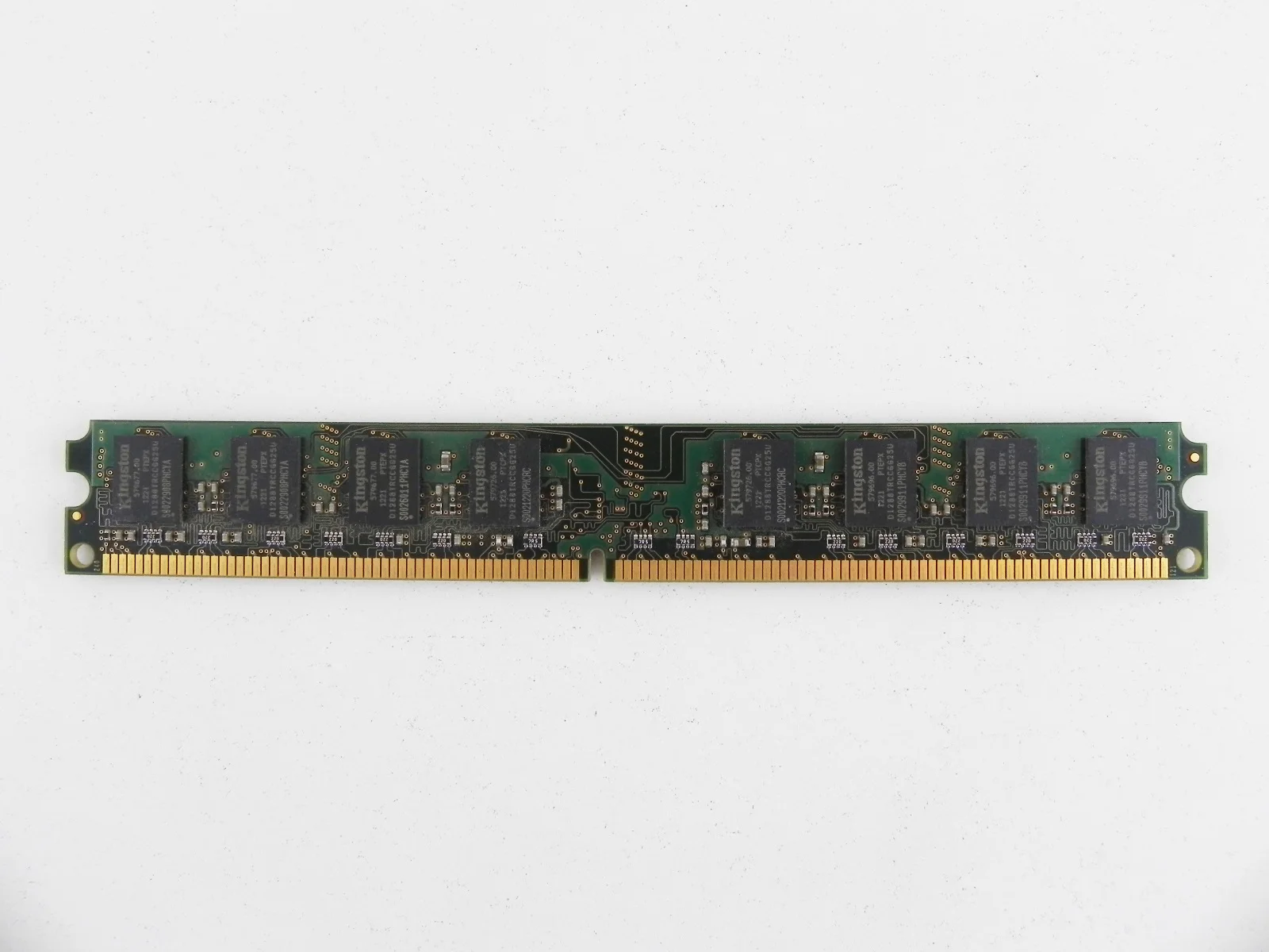 Оперативная память 2 ГБ 1 шт. Kingston KVR800D2N6/2G Б/У | Компьютеры и офис