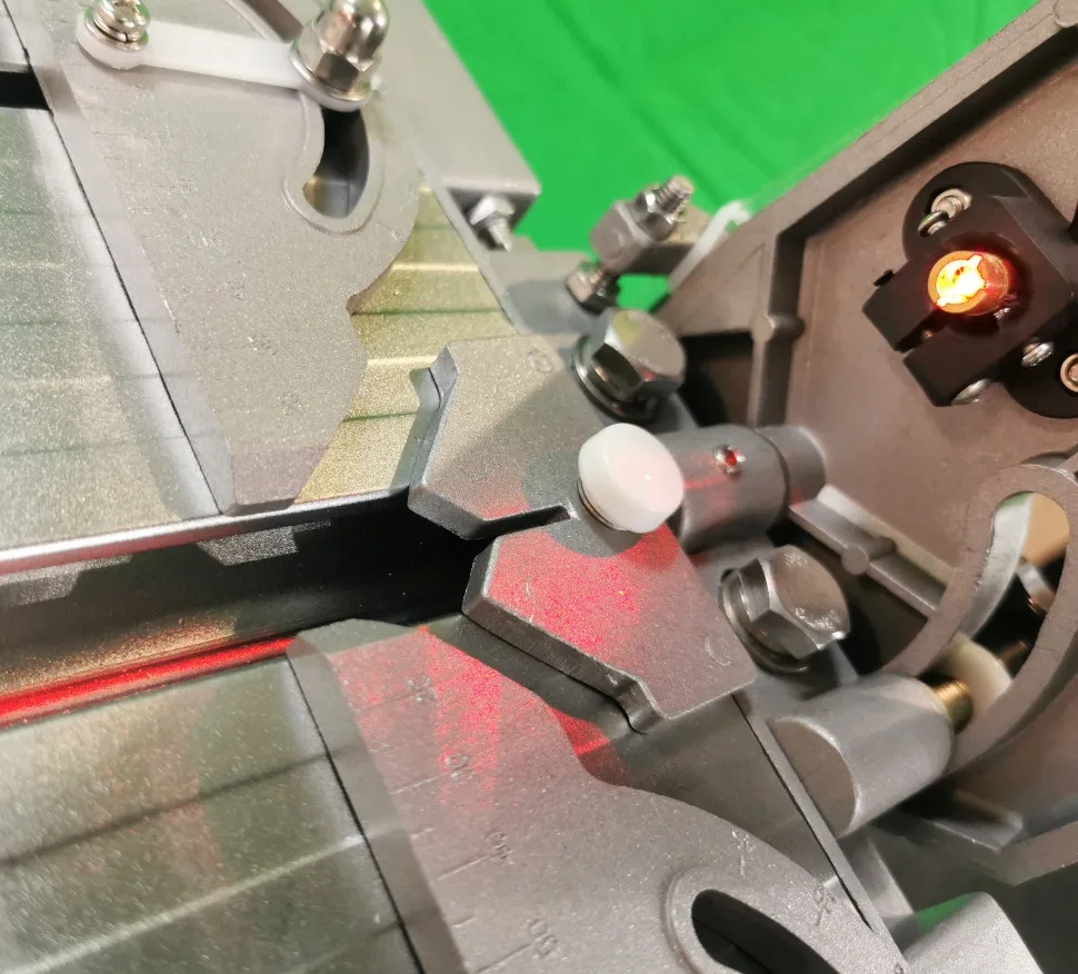 Электрический плиткорез Wandeli QX-1200 1550Вт Laser. Бесплатная доставка по РФ. |