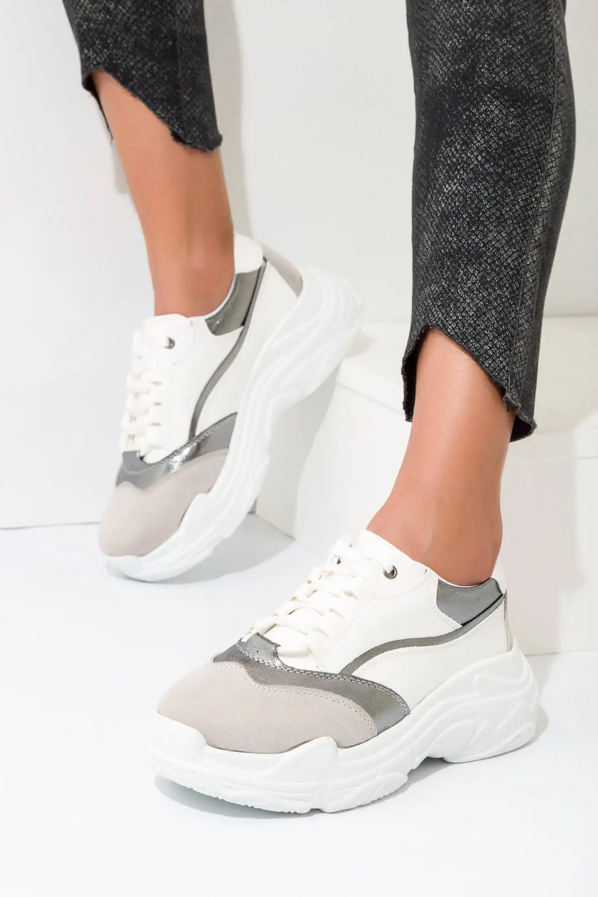 SOHO смешанные светильник Цвет женская обувь на не сужающемся книзу массивном