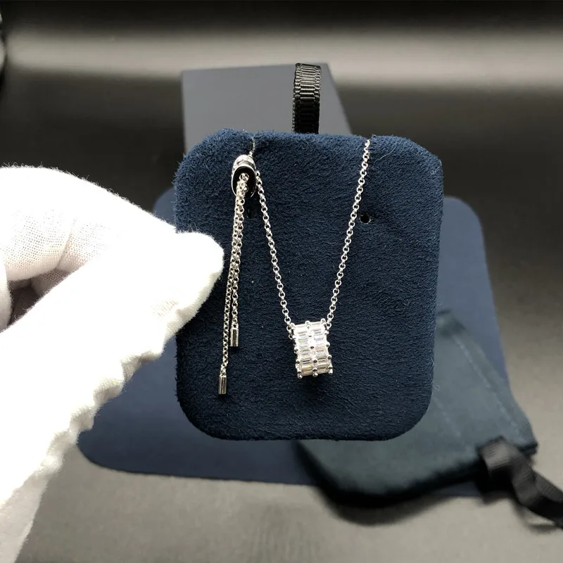 

APM sterling silver s925monaco inlaid square diamond necklace female light luxury double ring clavicle chain jewelry