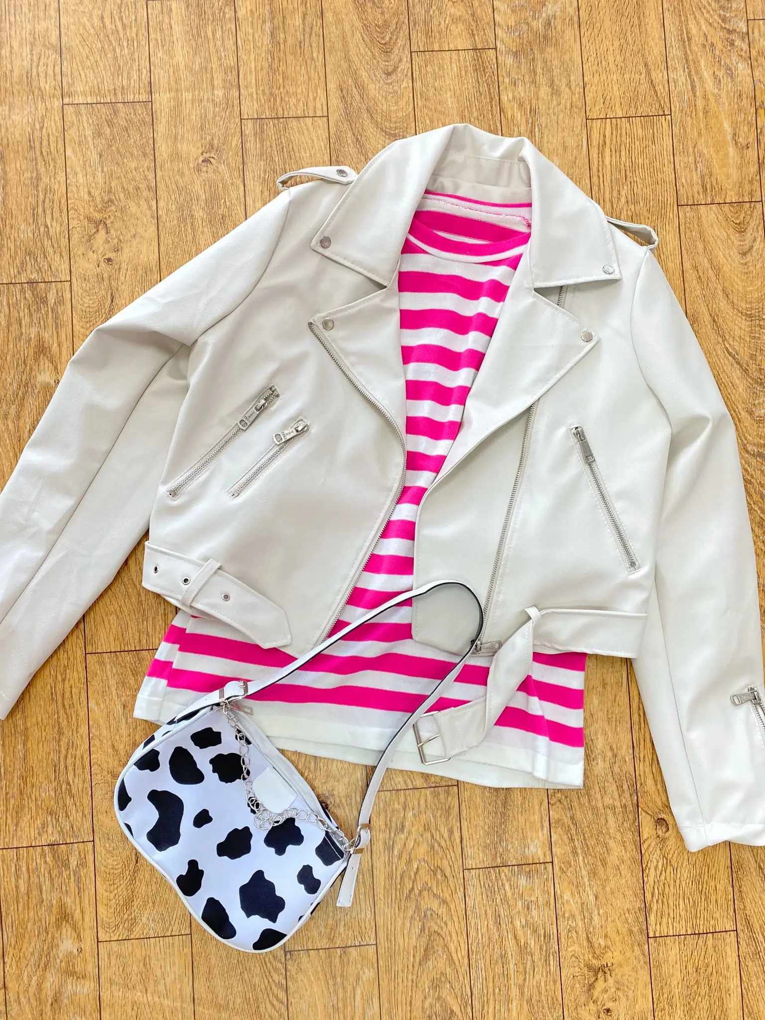 

women's ecru leather jacket with zipper detail