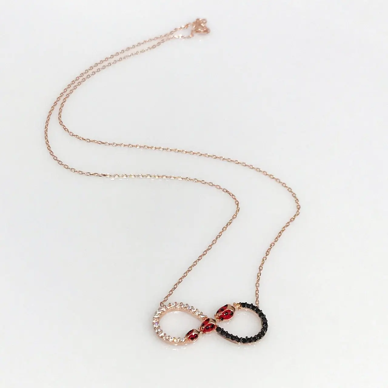 Ladybug Infinity Silver Necklace | Украшения и аксессуары