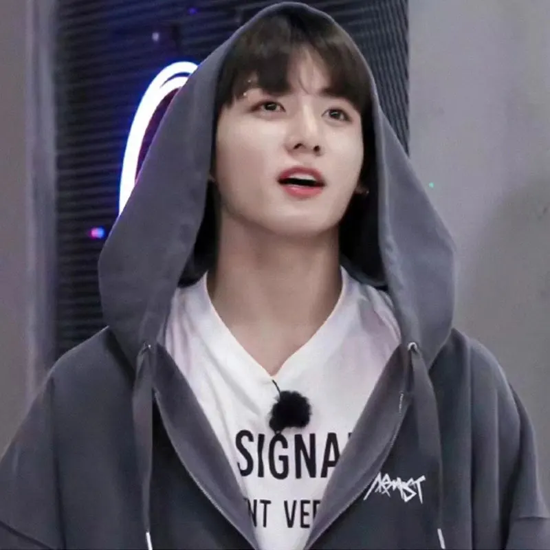 Jungkook толстовка на молнии свободная Корейская уличная одежда 2022 кардиган с