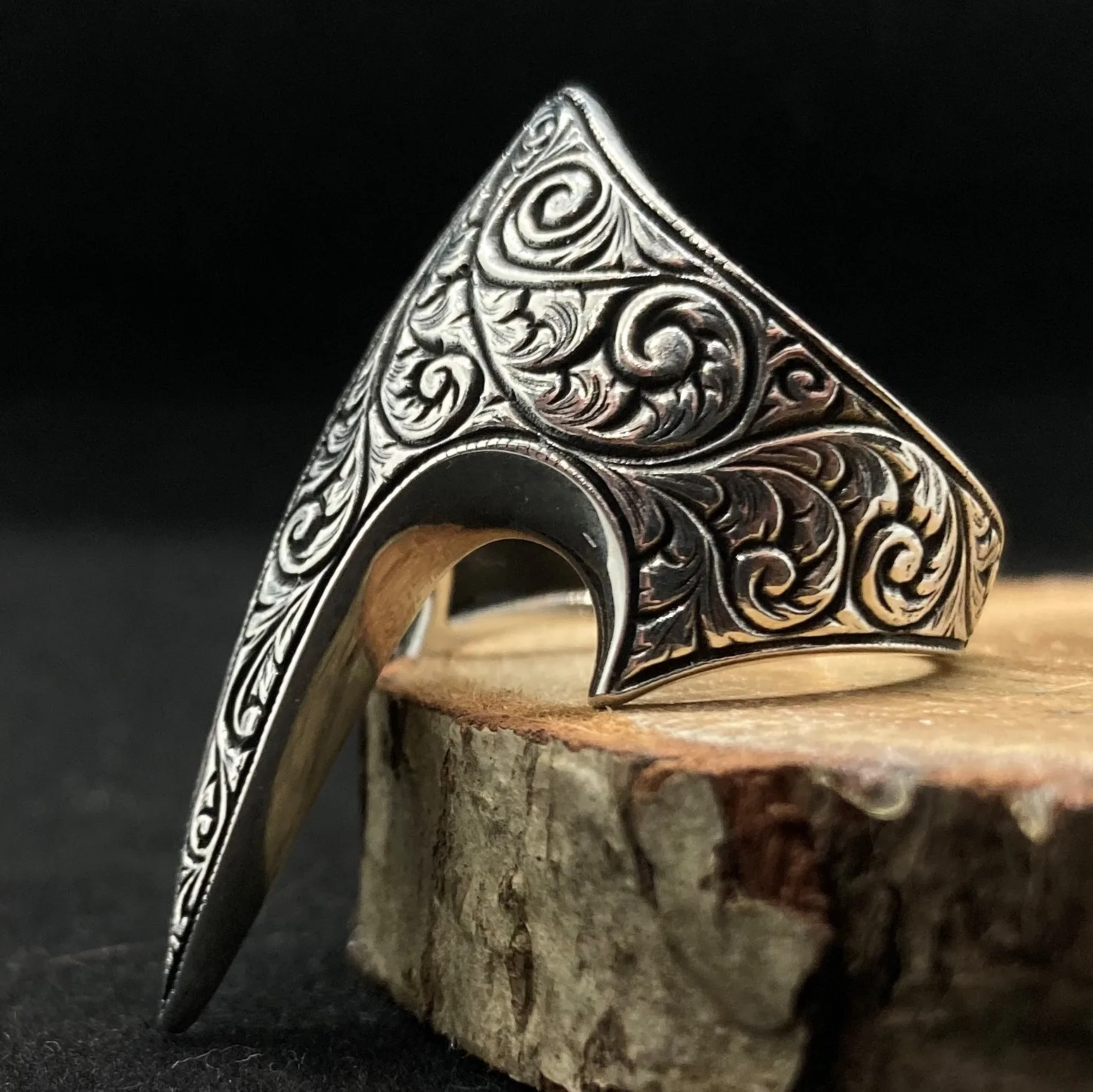 

Мужское кольцо из серебра 925 пробы с гравировкой листьев для стрельбы из лука, кольцо ручной работы в стиле бохо, серебряное кольцо в оттоман...
