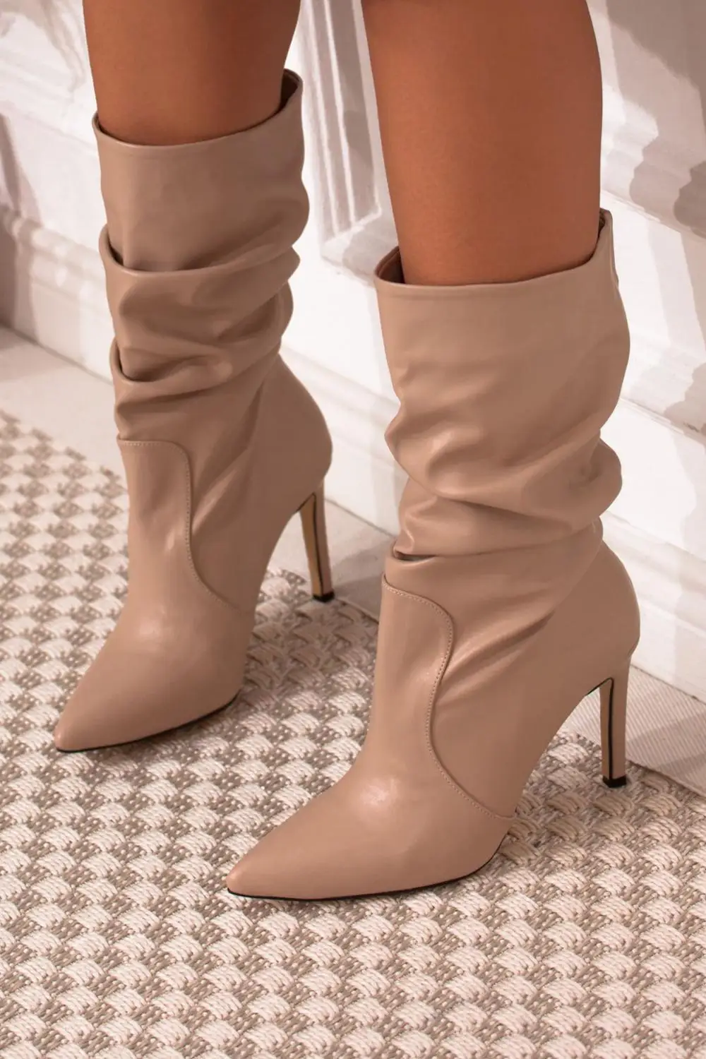 

Beige Color PU Leather New Season Autmn Winter Fashion Stlish High Heel Female Women Lady Boots