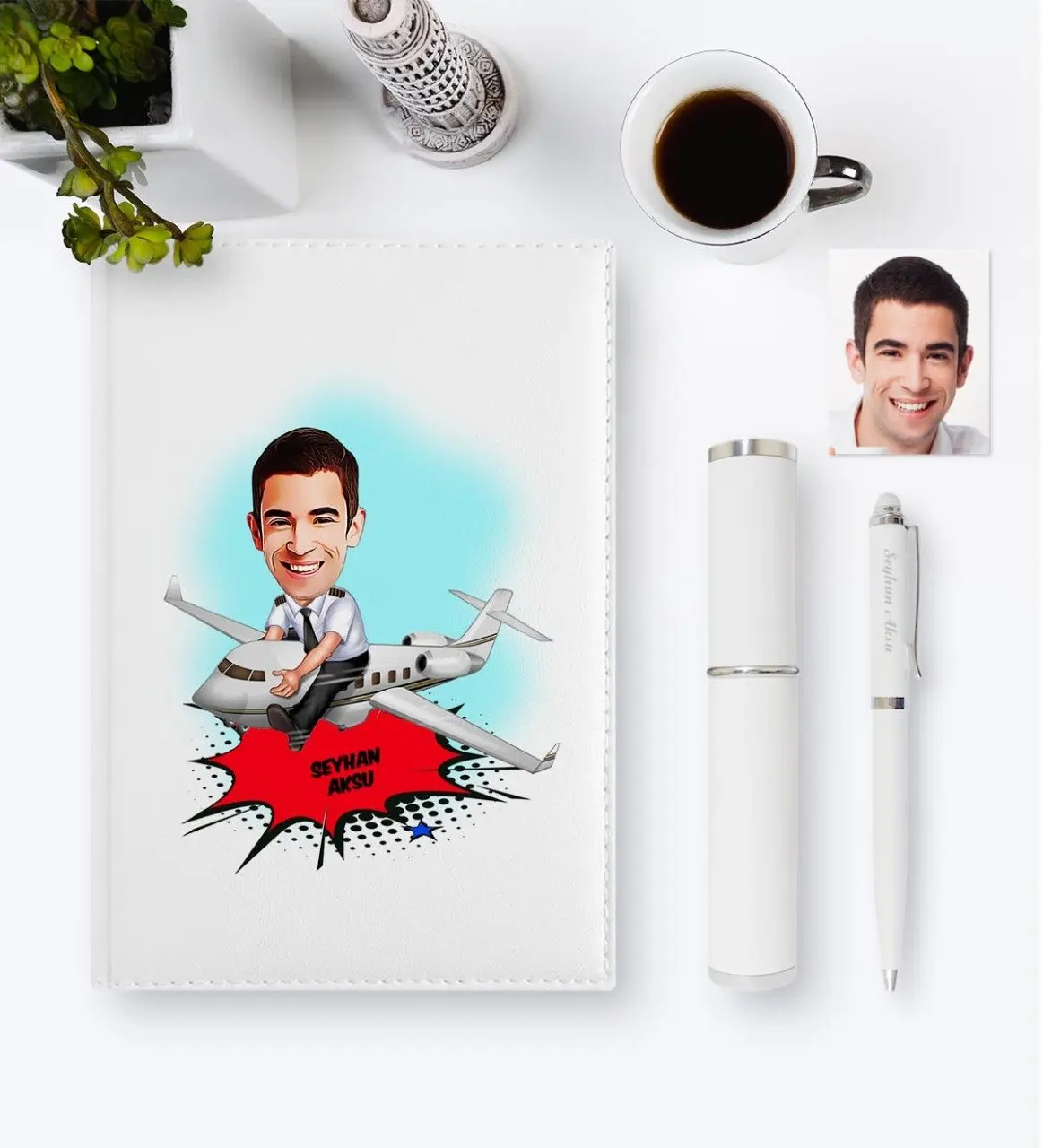 

Personalized Captain Pilot Cartoon 2020 Leather Organizer & Pen Gift Set-1