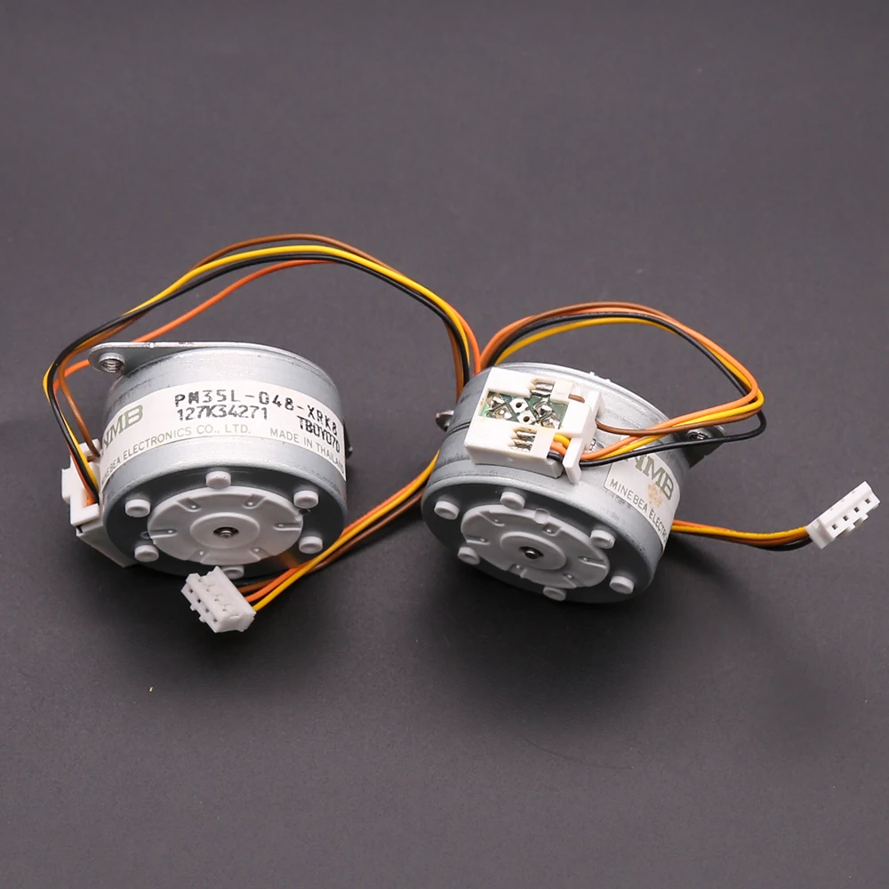 2-фазный 4-проводной шаговый электродвигатель NMB 35 мм Угол шага: 7 5 градусов