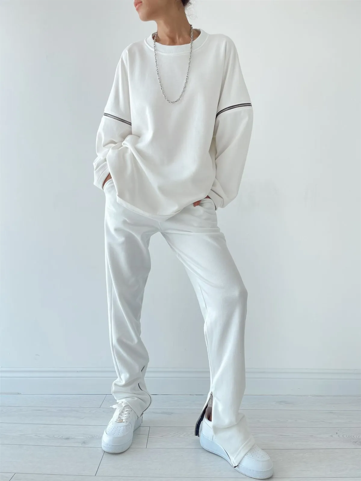 

2021-2022 new Season Zip Detail Dual Tracksuit Set Women 'S Clothing Street Style Trend Style Fashion Warm Sweatshirts Sweater S M L