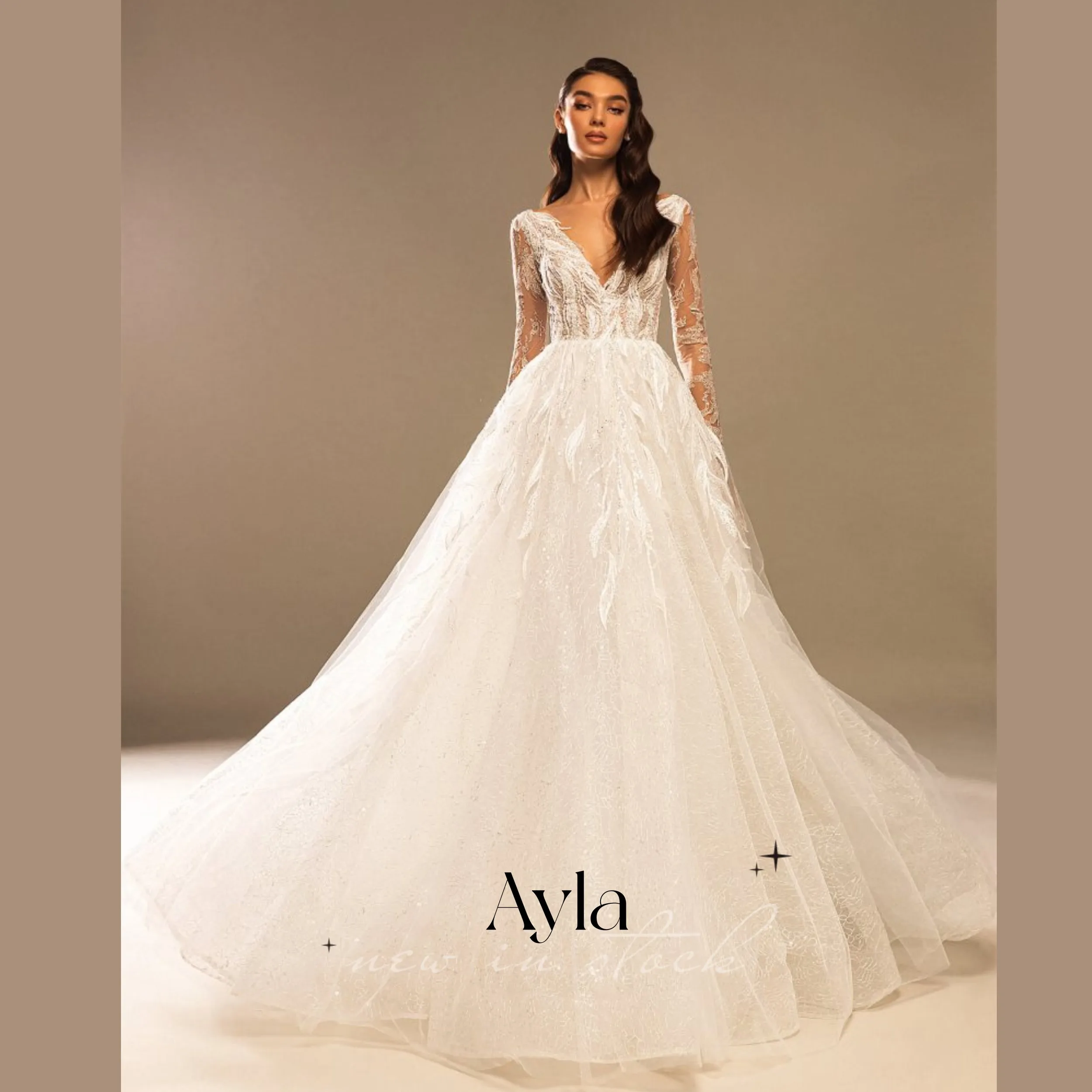 

Luxury A-line Wedding Dresses with Lace Applique Victoria Vestidos De Novia V-neck Tulle Sweep Train Bridal Gown Custom Made New