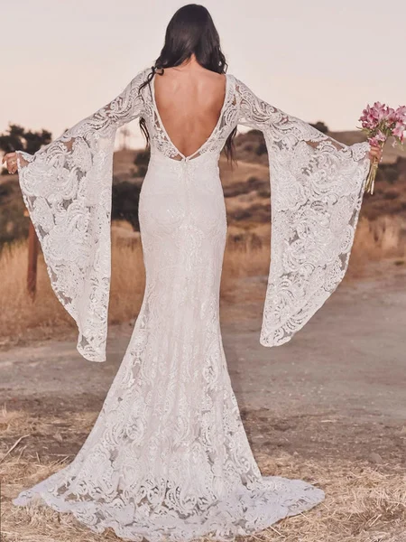 

Boho Wedding Dress With Court Train White Jewel Neck Flywheel Long Sleeve Lace Long Bridal Gowns